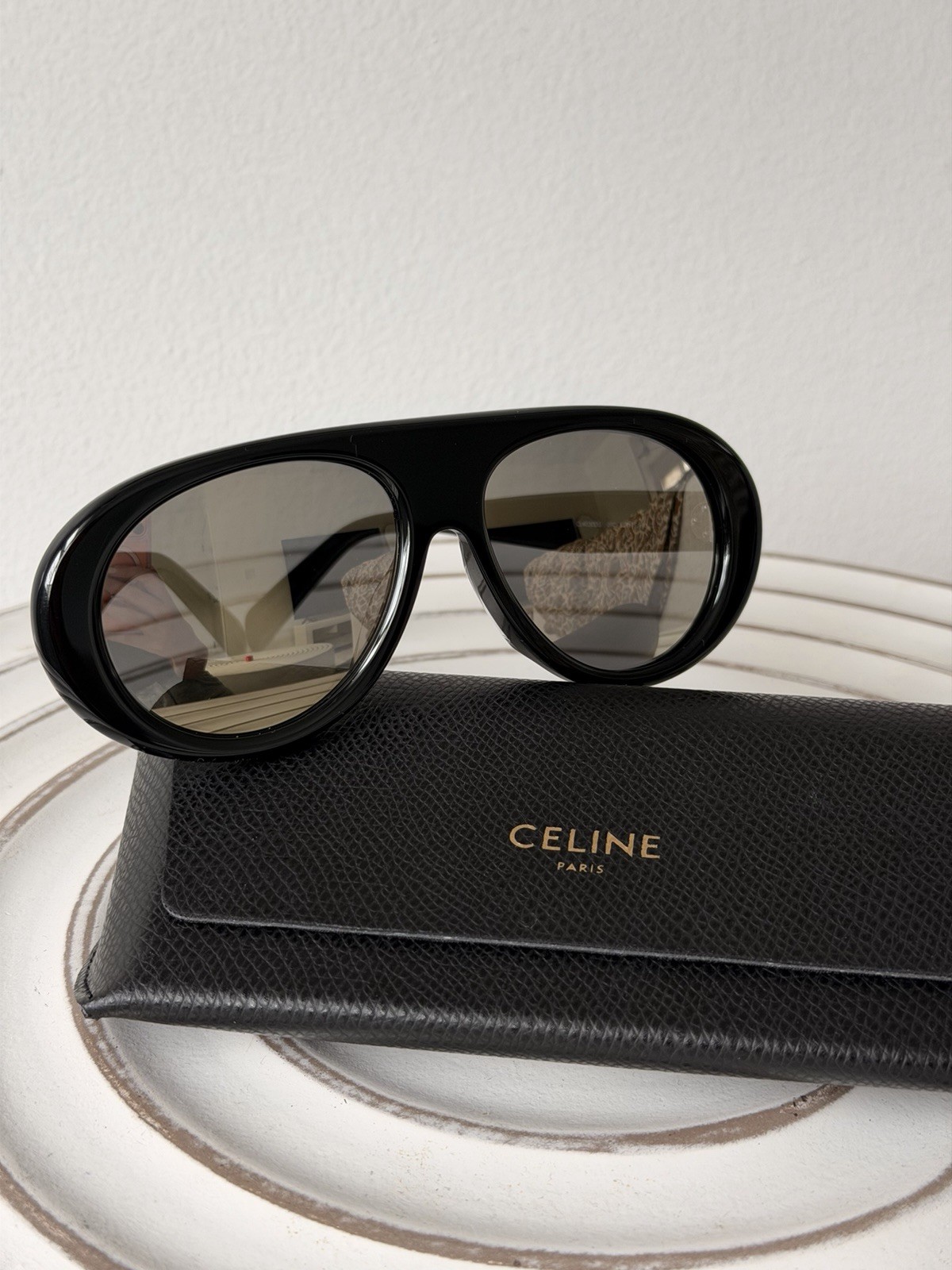 CELINE CL40300U Women’s Sunglasses Oversized Oval Black Gray Tinted UV400 140mm