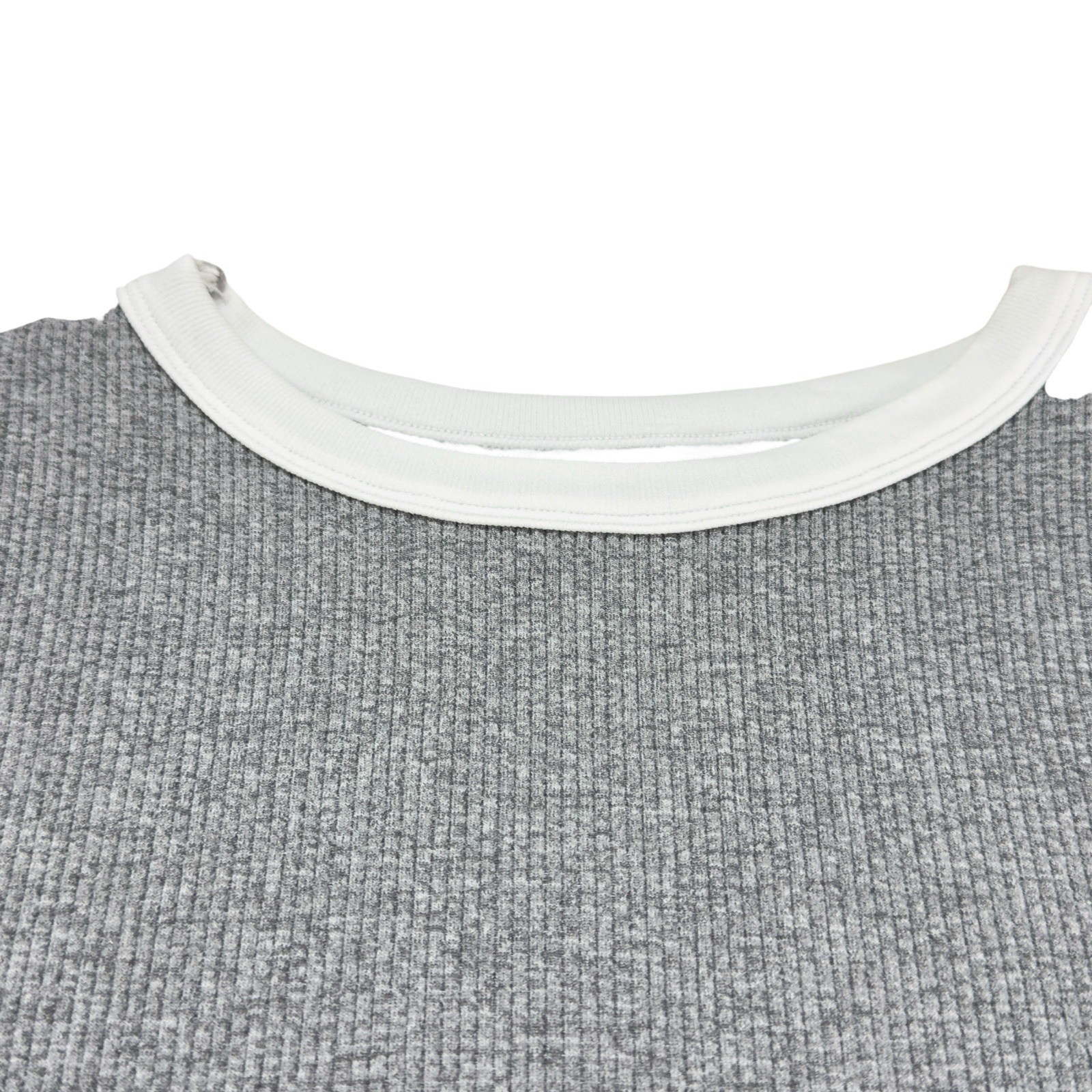 Pink Dot Long Sleeve rew Neck Crop Top Gray 92% Nylon 8% Spandex Womens Large
