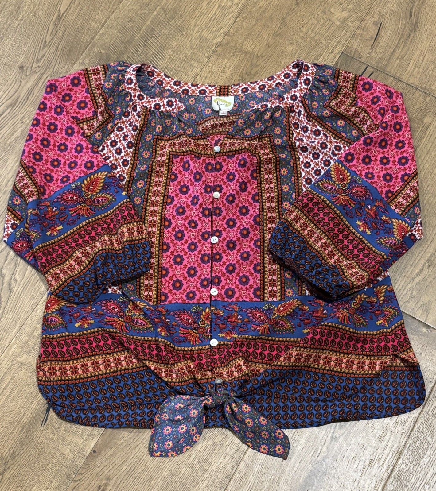 Fig and Flower Top Sz L Tie Front 3/4 Sleeve Boho Peasant Style