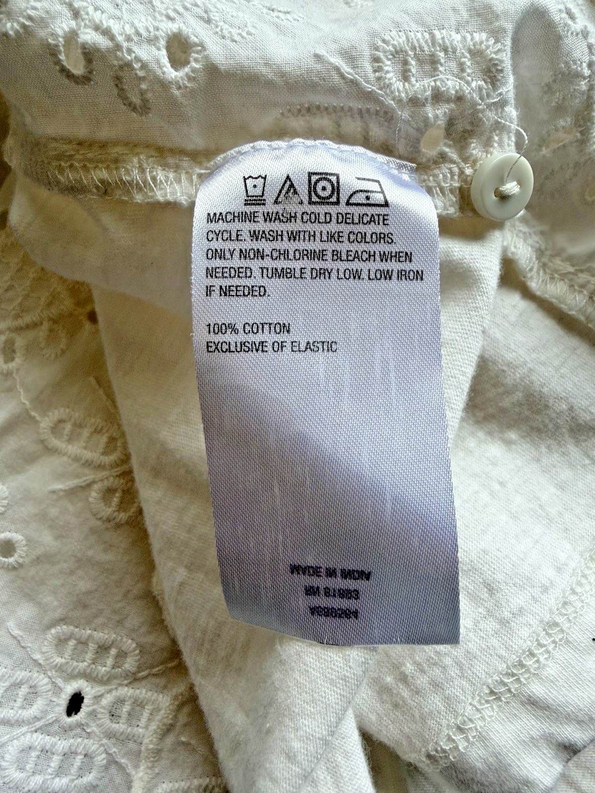 LOGO Lori Goldstein 1X Eyelet Top Ivory Scallop Trim Cotton Cottagecore Coastal