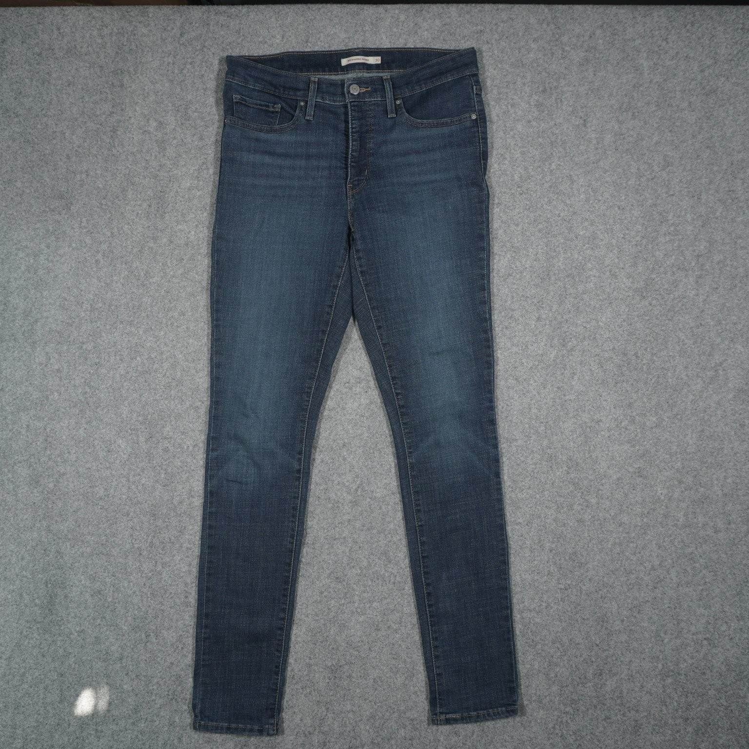 Levi’s 311 Shaping Skinny Jeans Women’s Dark Wash W30 L32 Stretch Denim