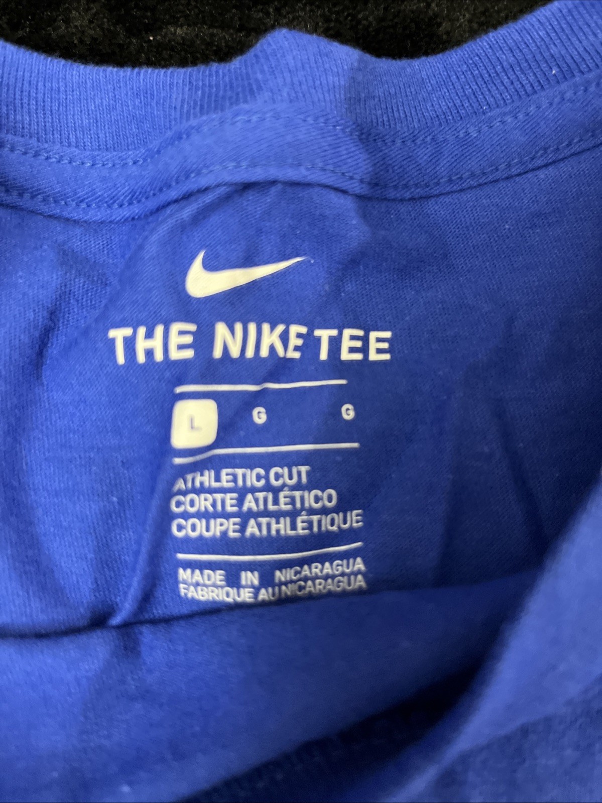 Nike Size L Men’s Blue T-Shirt