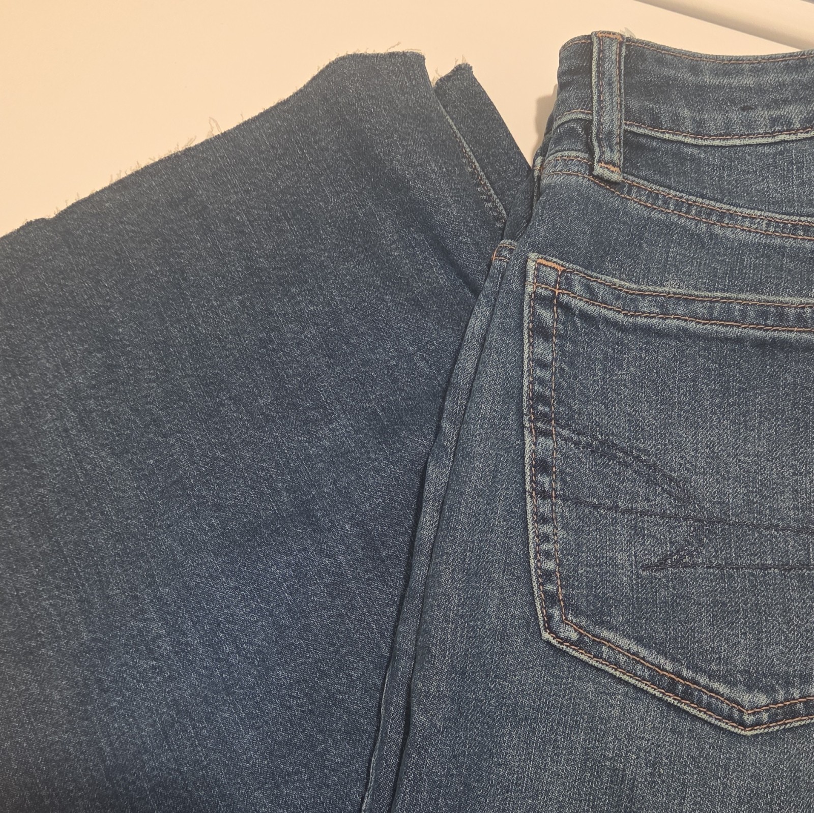 American Eagle Women’s Super High-Rise Baggy Wide-Leg Dark Jeans Sz 12 Long