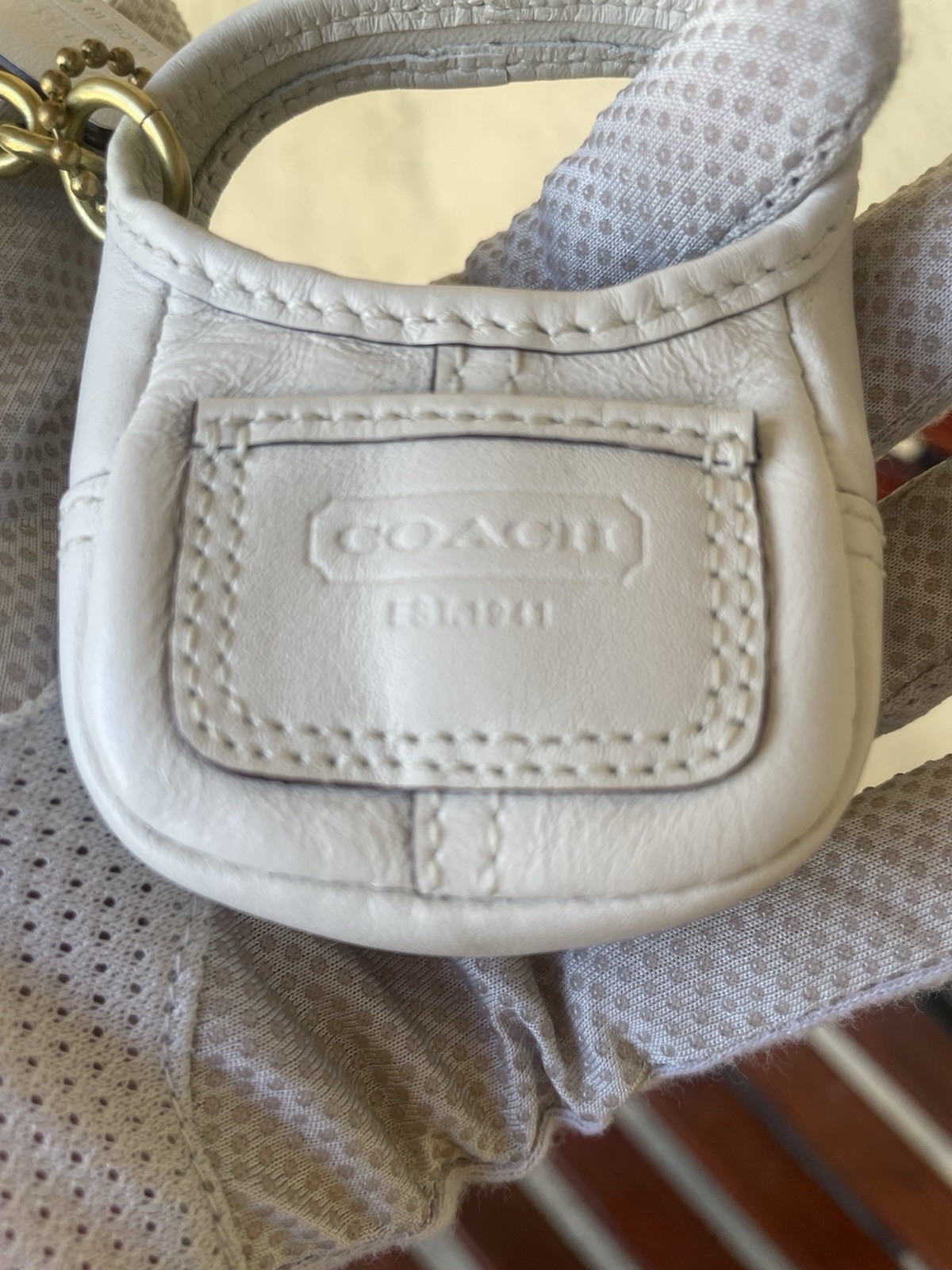 COACH, Legacy, Ergo Vintage Keychain- White, Y2K