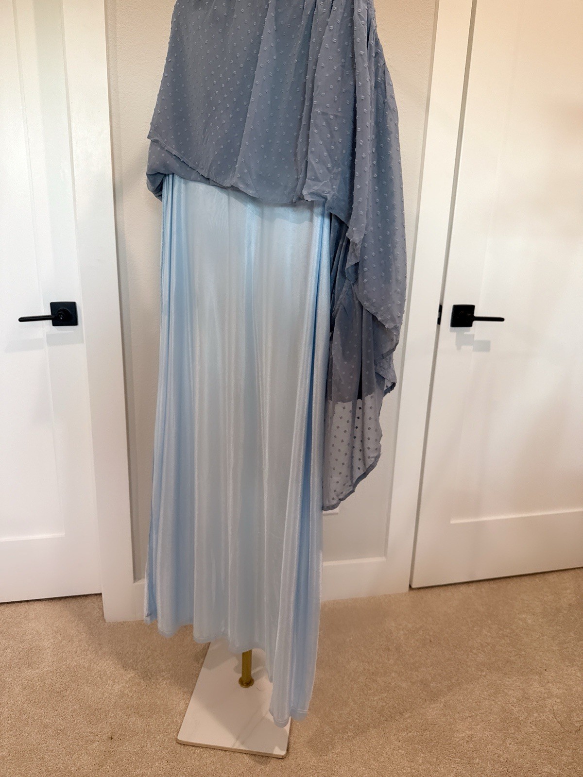 Polka dot elegant chiffon Abaya with matching belt
