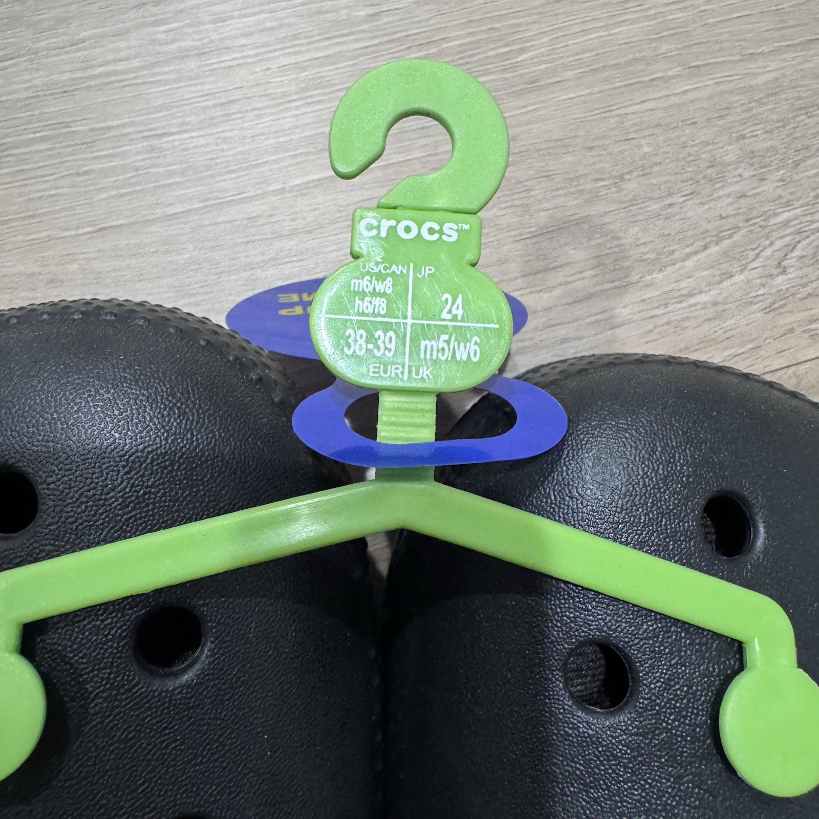 Crocs Classic Lined Holiday Lights UP S’ALLUME BRAND NEW Unisex 212054