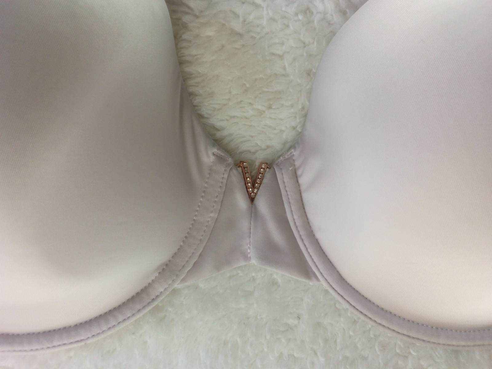 Victoria’s Secret Multi-Way Bra Beige/ Nude Underwire, Missing Removable Straps