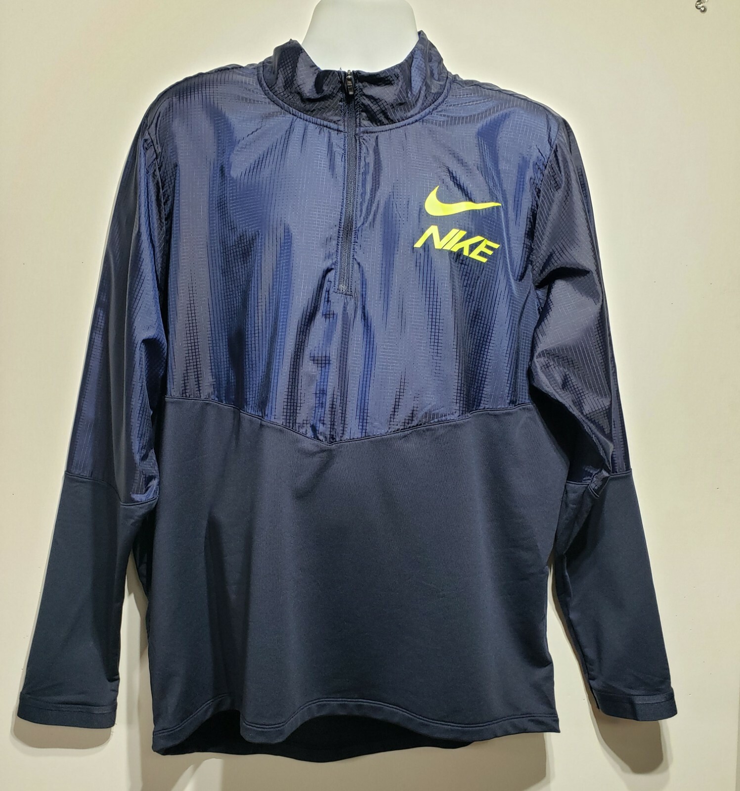 Nike Men’s Element Lightweight Long Sleeve 1/2 Zip Running Jacket BV4725-451 XL