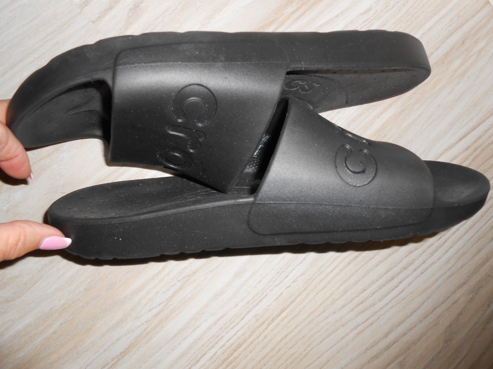 Sandali Croc Slide 210088-001 Black LOGO Crocs Sandals US 9M/11W~MINT Condition~