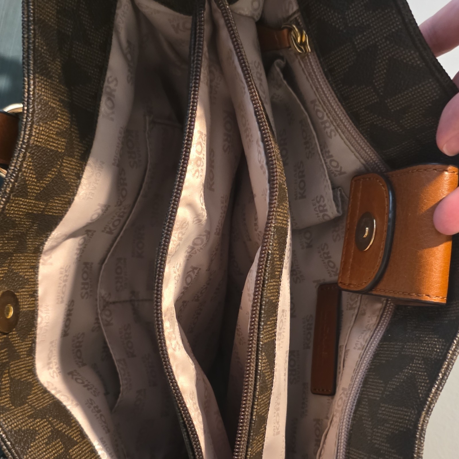 MICHAEL KORS BROWN LOGO SATCHEL TOP HANDLE HANDBAG