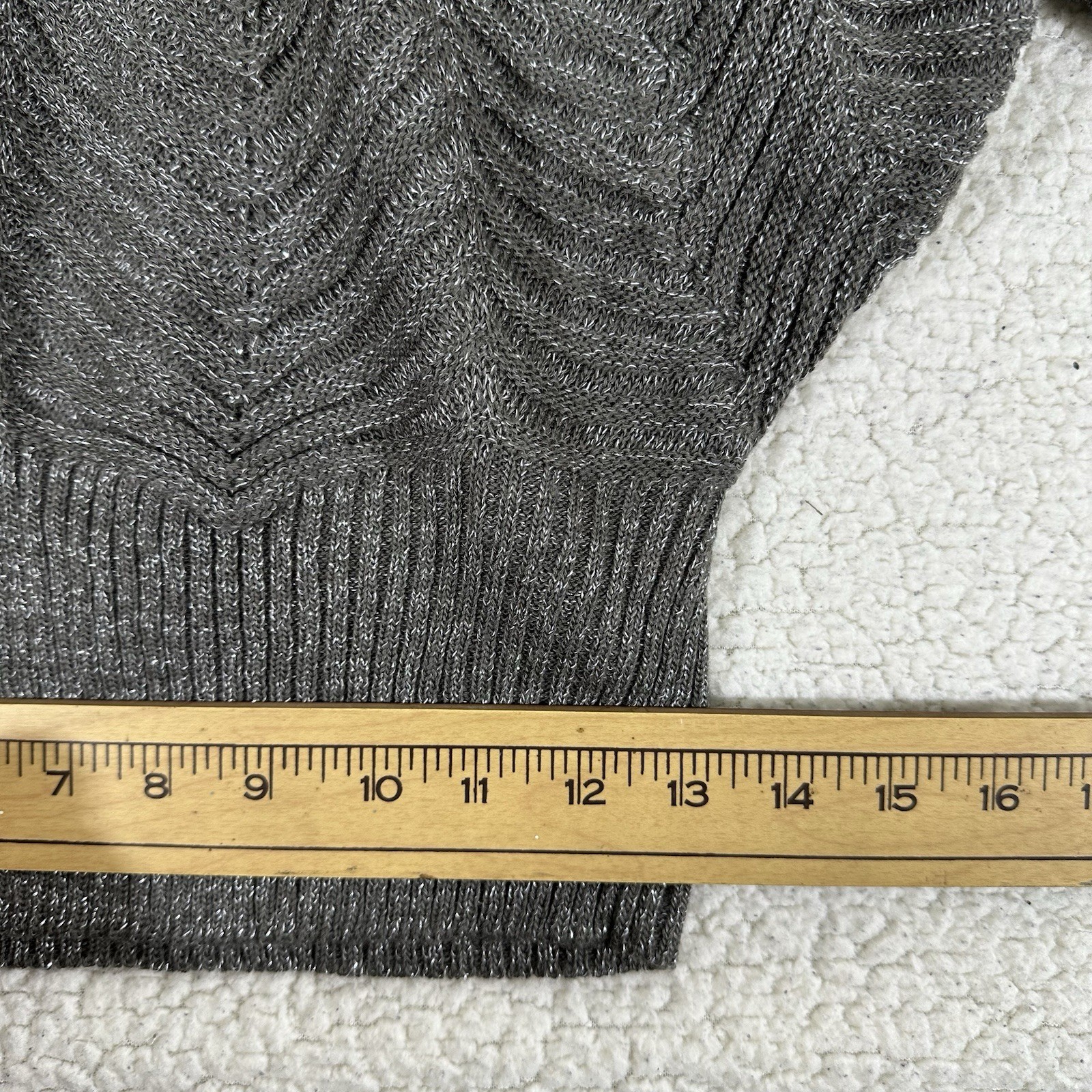 Jessica Simpson Women’s Sz. L Batwing Dolman Sleeve Knit Sweater Grey Metallic