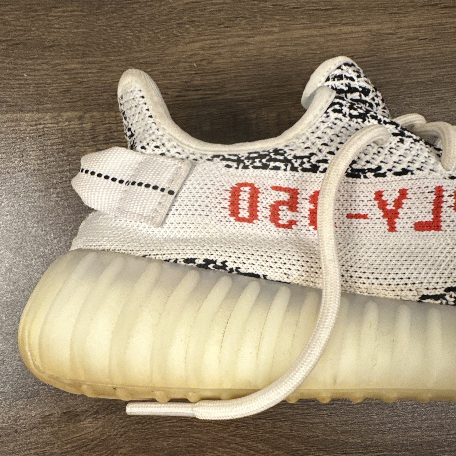 Adidas Yeezy Boost 350 V2 Low Zebra ( Size 9 ) V1