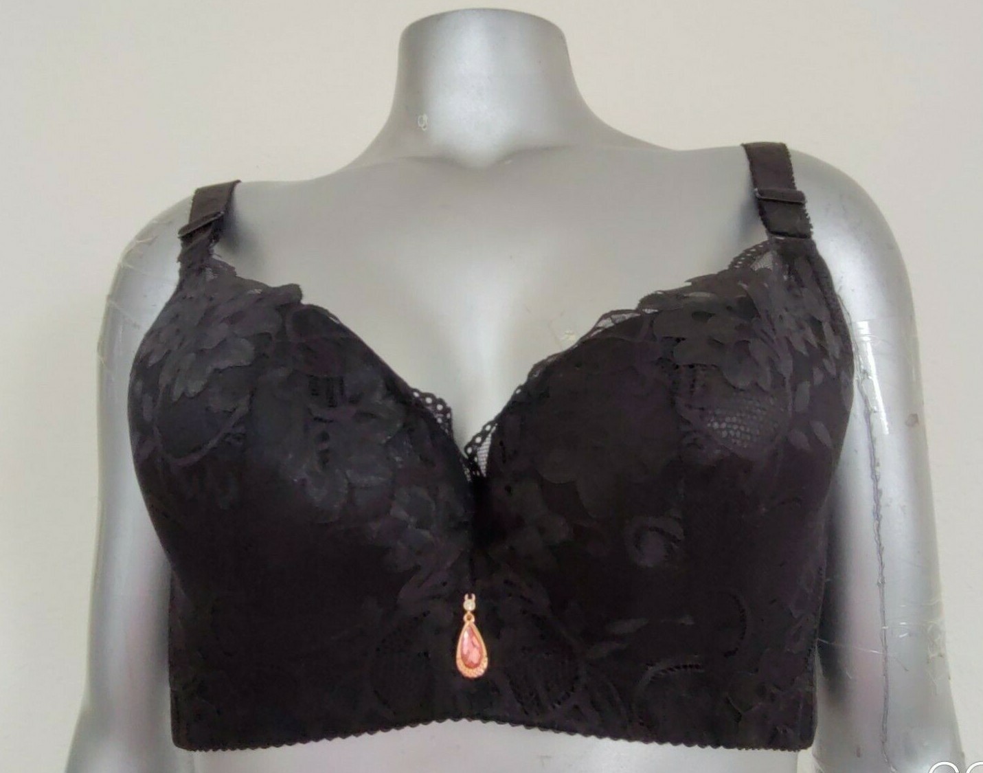 NEW Plus INTIMATE LINGERIE BRA Size 48 /110 Lace Black Adjustable Strap 5 Hooks