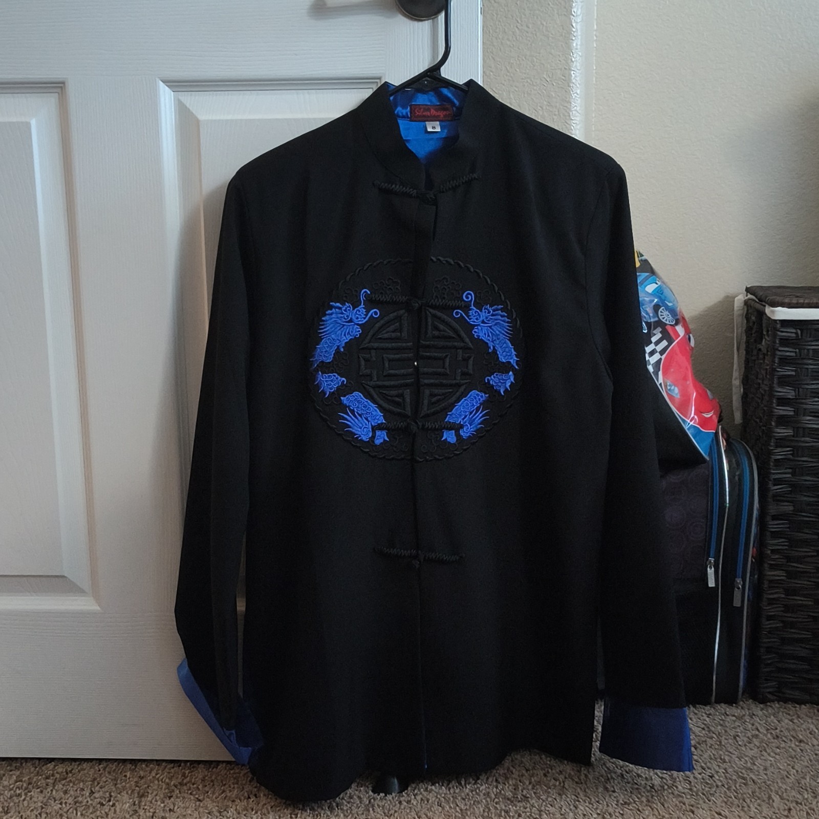 Silver Dragon Men’s Satin Jacket Size S Black Blue Embroidered Dragon Lined