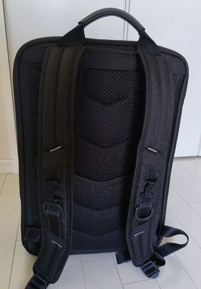 TUMI ESPORTS PRO 17 Inch Backpack