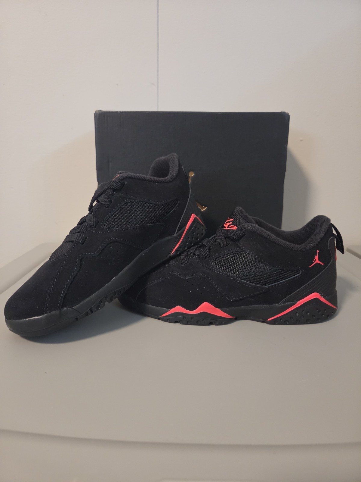 Jordan MVP 92 (PS) Kids Sneakers Black/Red Size 2.5Y HQ4426-003