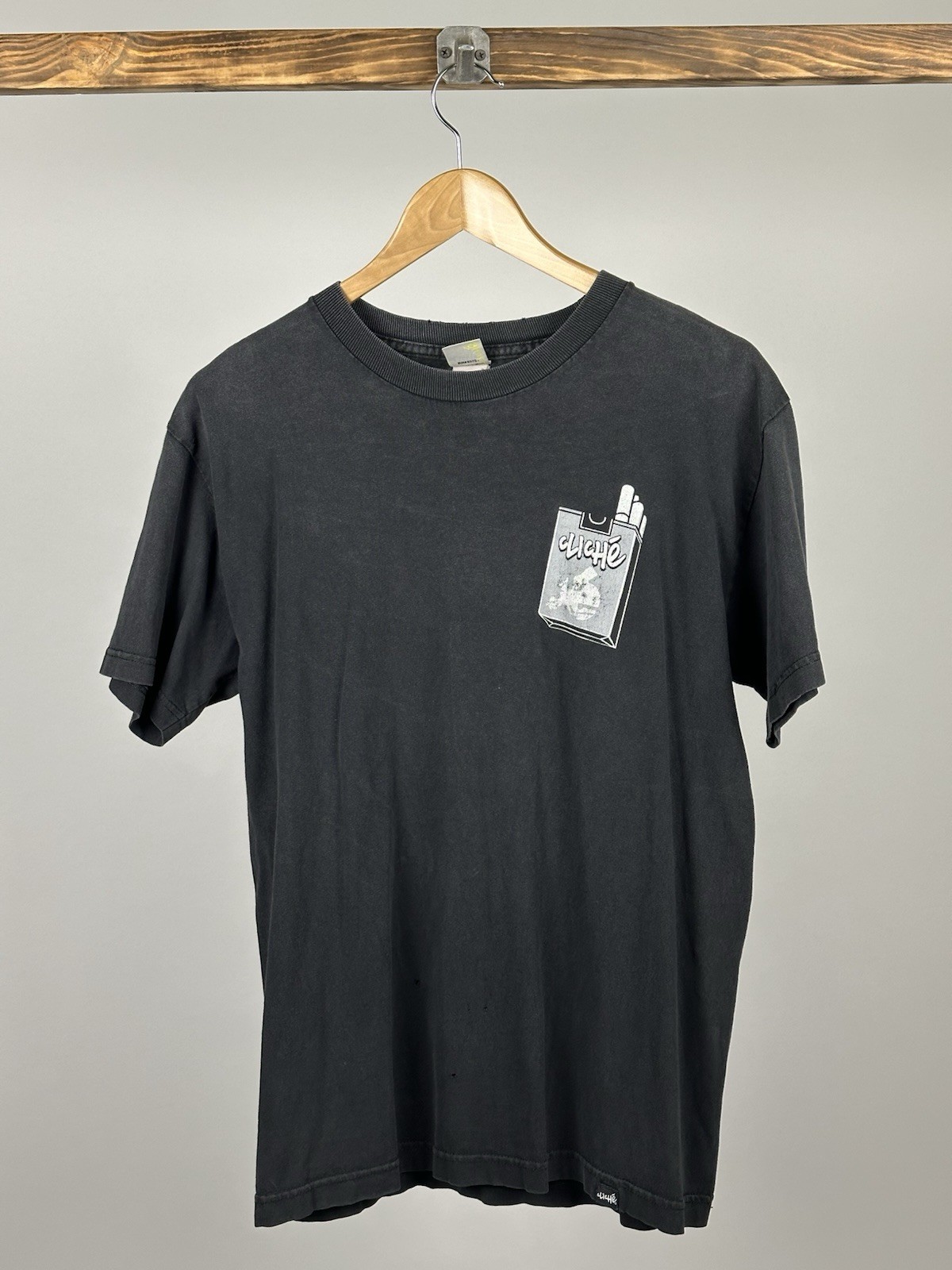 2000s Vintage Y2K Cliche Skateboarding Faded T-Shirt Size M