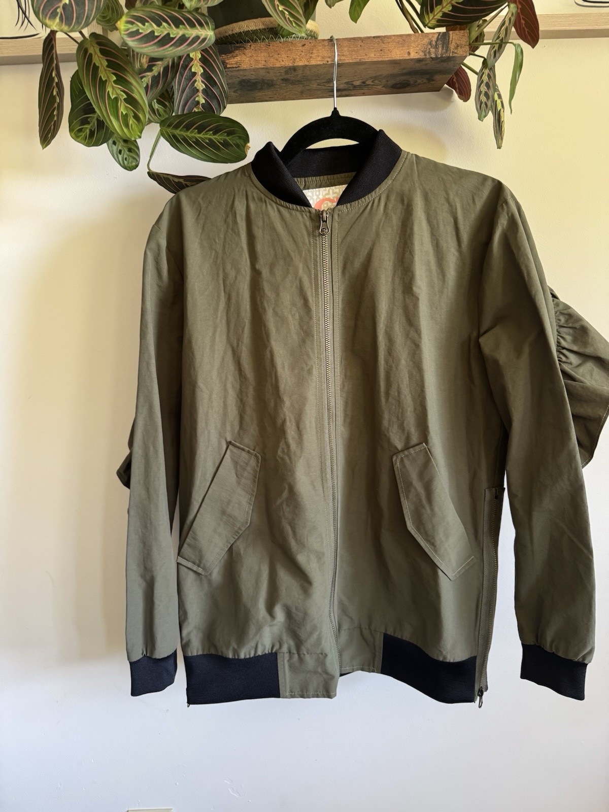 Gianni Bini GB Olive Green Ruched Ruffle Sleeve Full Zip Bomber Jacket