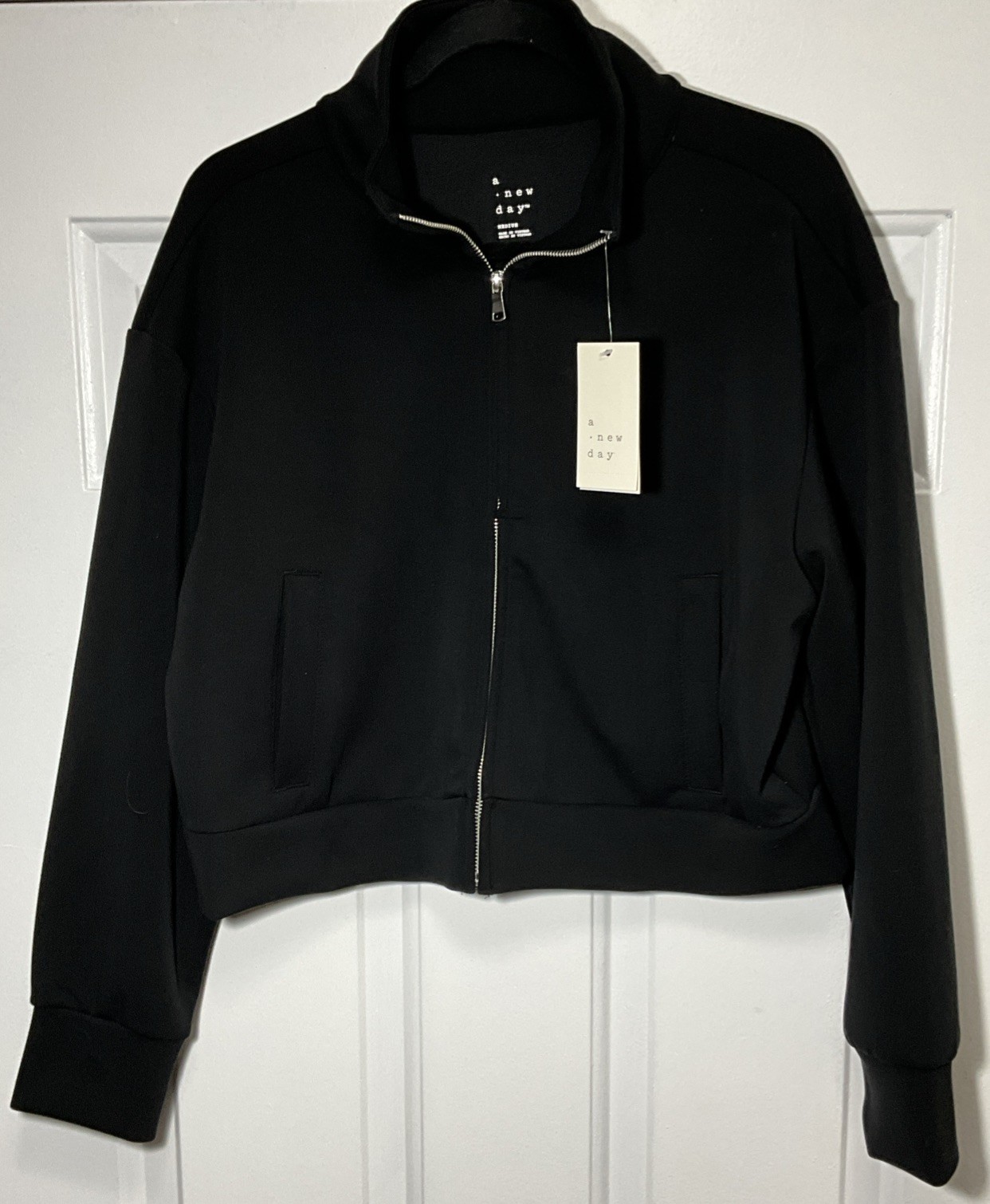 A New Day Black Sandwash Cropped Full-Zip Jacket/Sweatshirt Women’s Medium