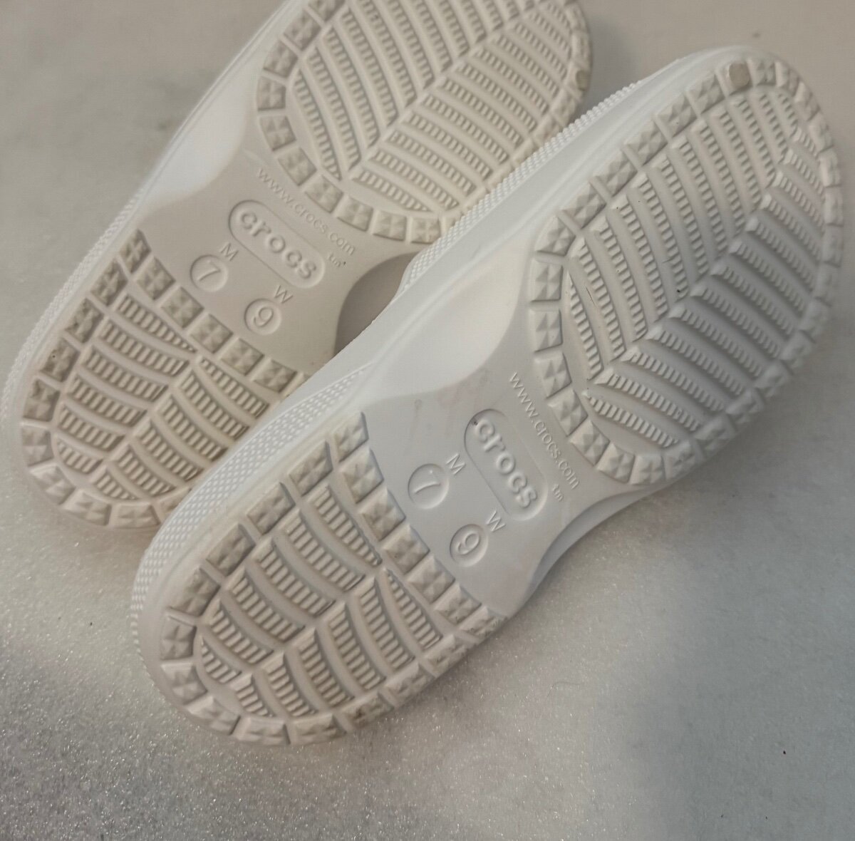 Crocs White Unisex Baya Slide Sandal Women’s 9 ~ Men’s 7