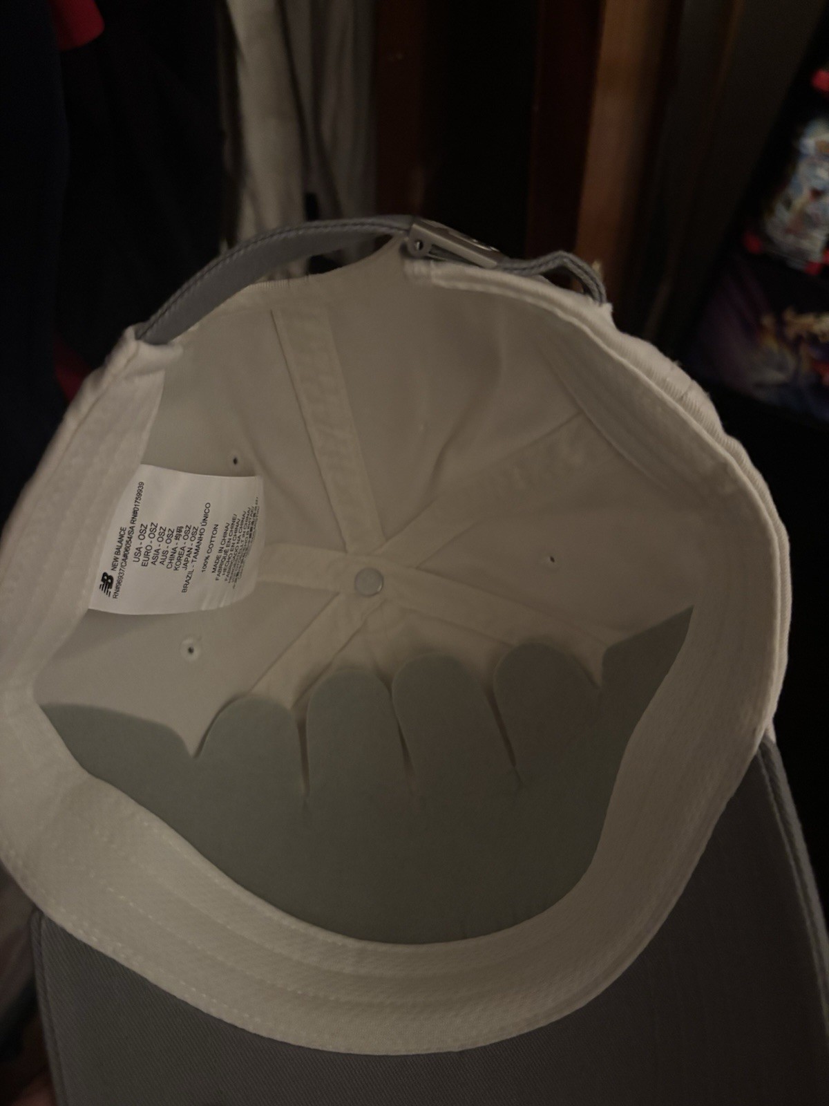 New balance 6 Panel Circle Graphic Cap In Sea Salt and Slate Colorway One Size