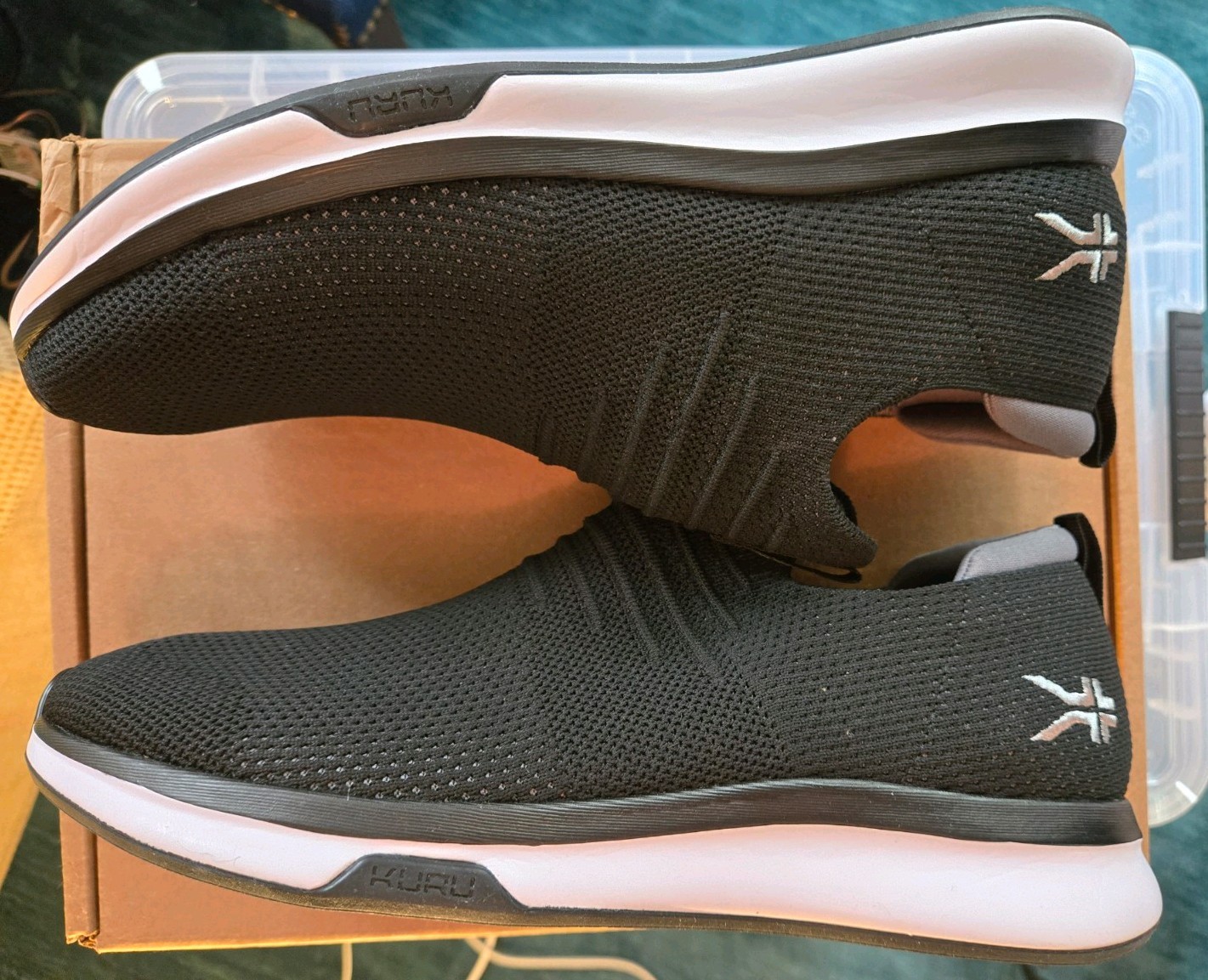 KURU ATOM Slip-On, Jet Black/slate gray, Mens 11.5B Medium US