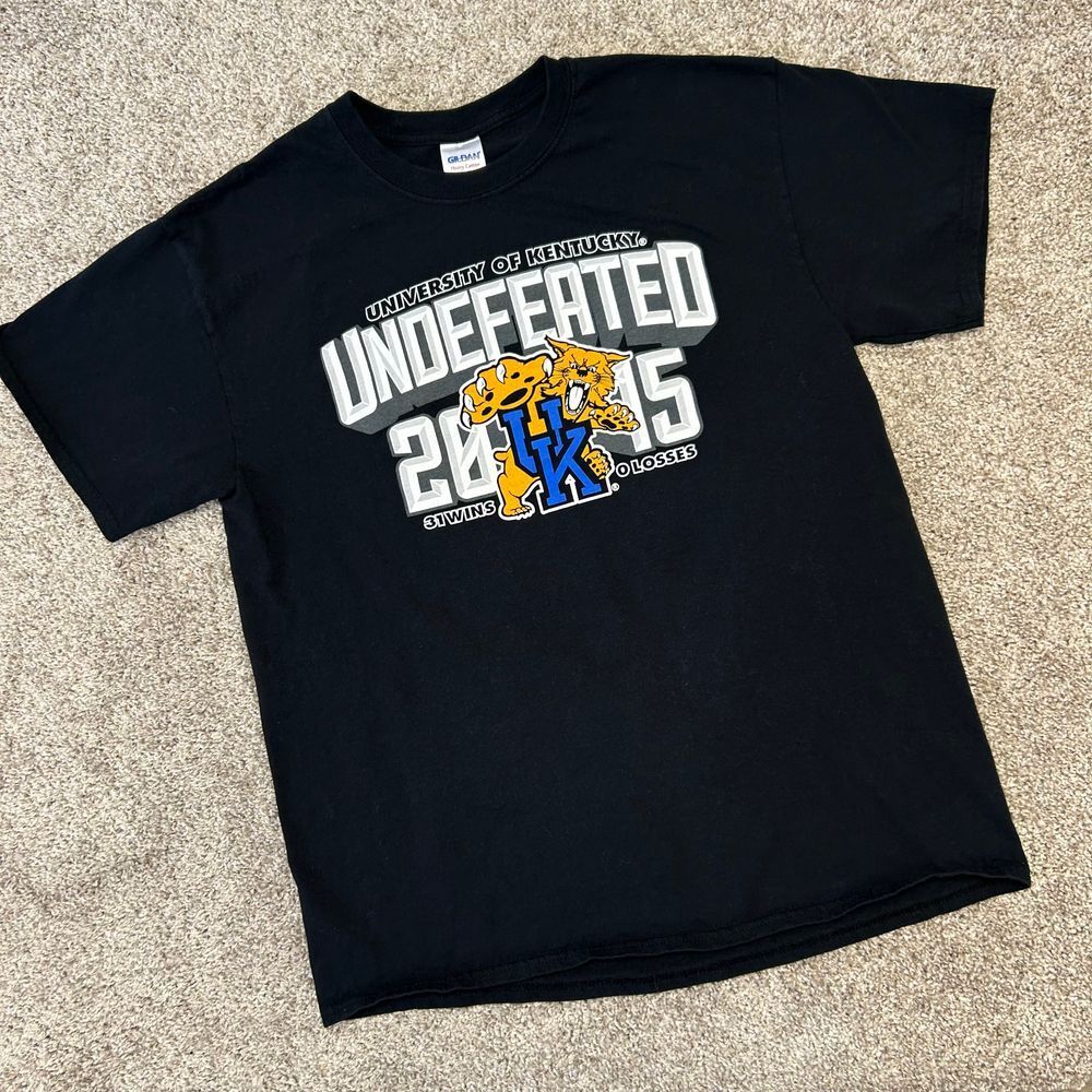 Kentucky Wildcats UK 2015 Undefeated Regular Season Champs Shirt Men Size Large