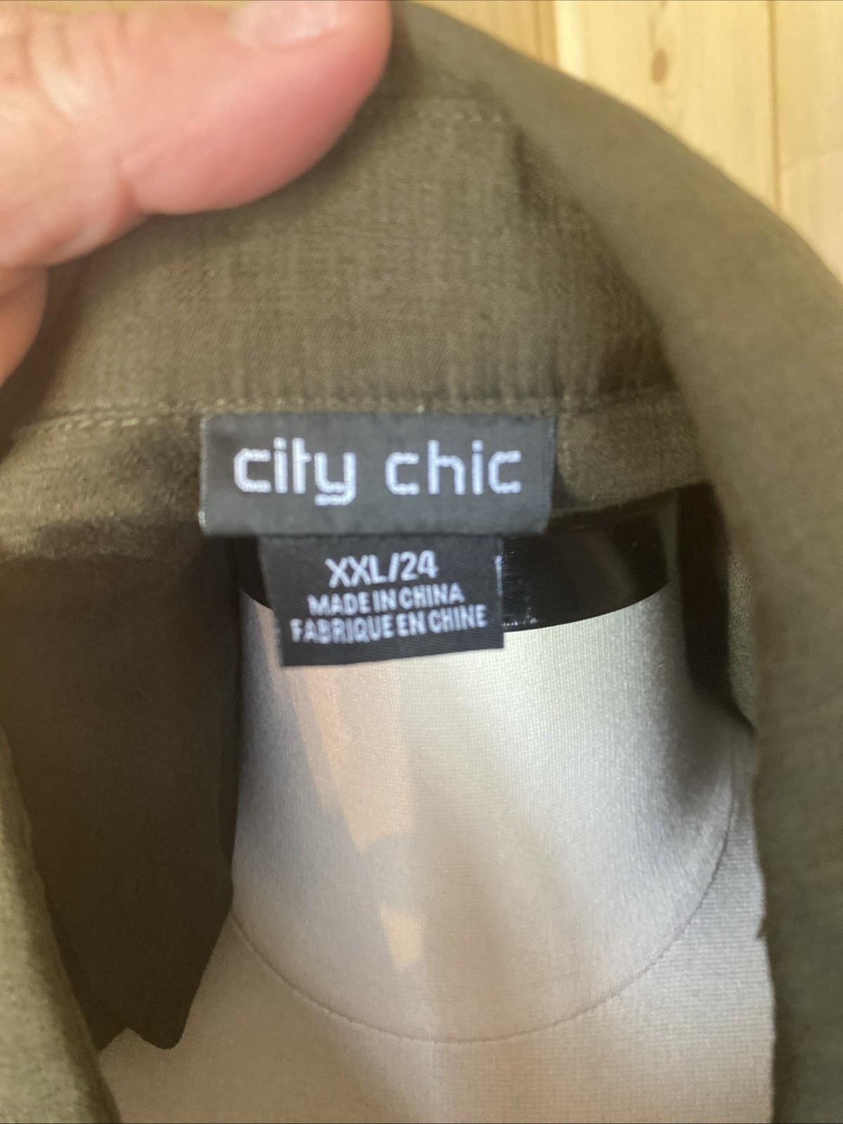 City Chic Olive Green Lightweight Button Blouse Tie Front. XXL (24)