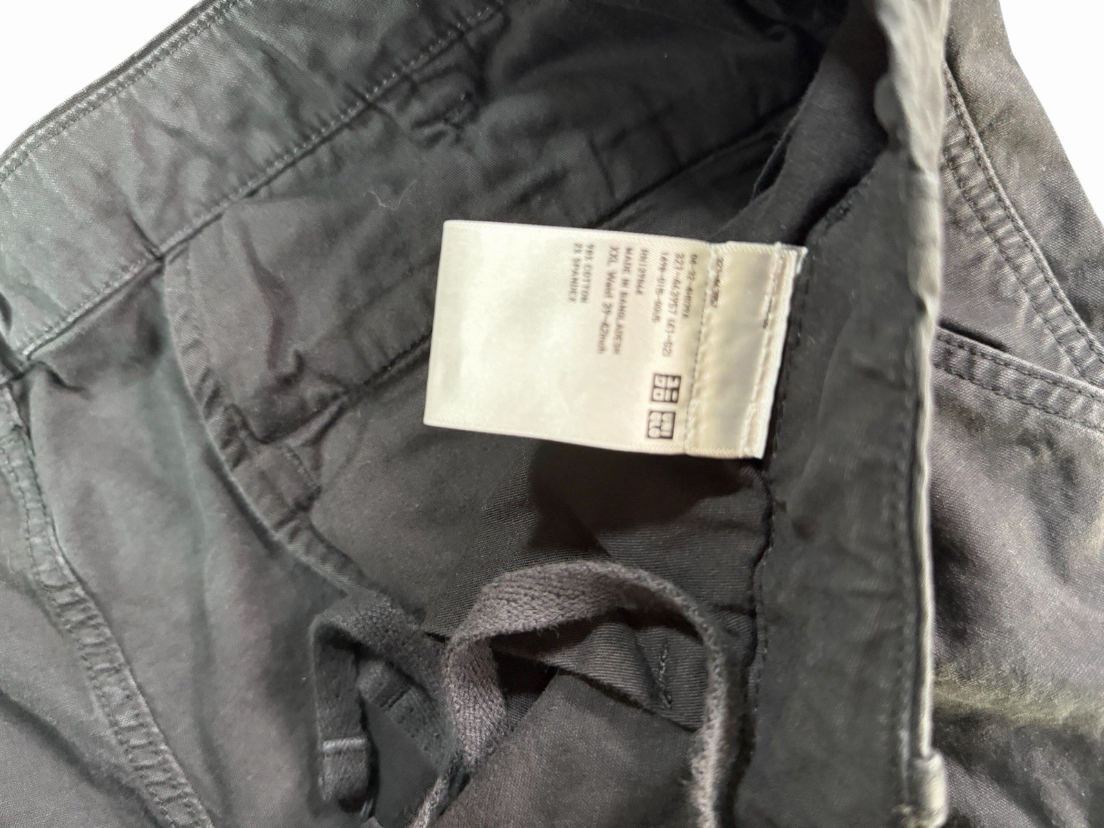 Uniqlo U Men’s Black Cotton Twill Cargo Pants M 29W Relaxed Straight Pockets