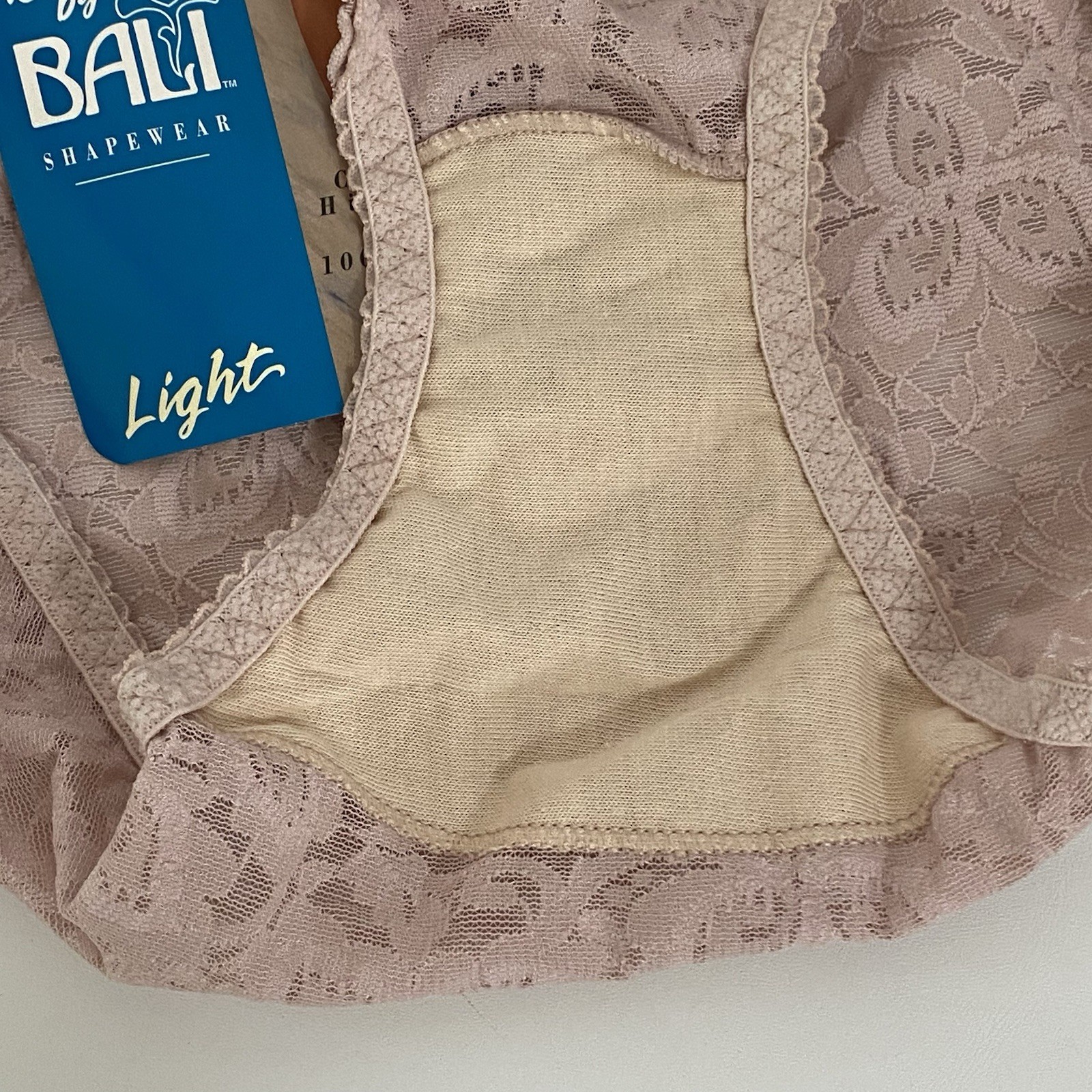 Bali Lace N Smooth Brief All Over Stretch Contour Lace High Cut Style 8732 Small