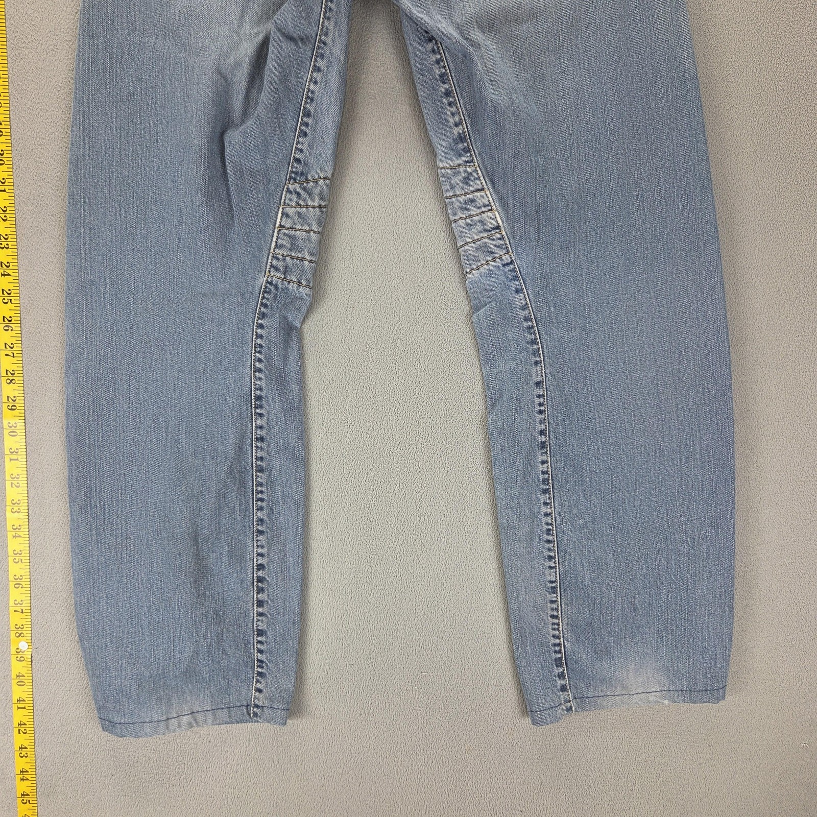 VTG Levis Engineered Jeans Mens Blue Twisted Flap Pocket Altered Hem Fits 32×30
