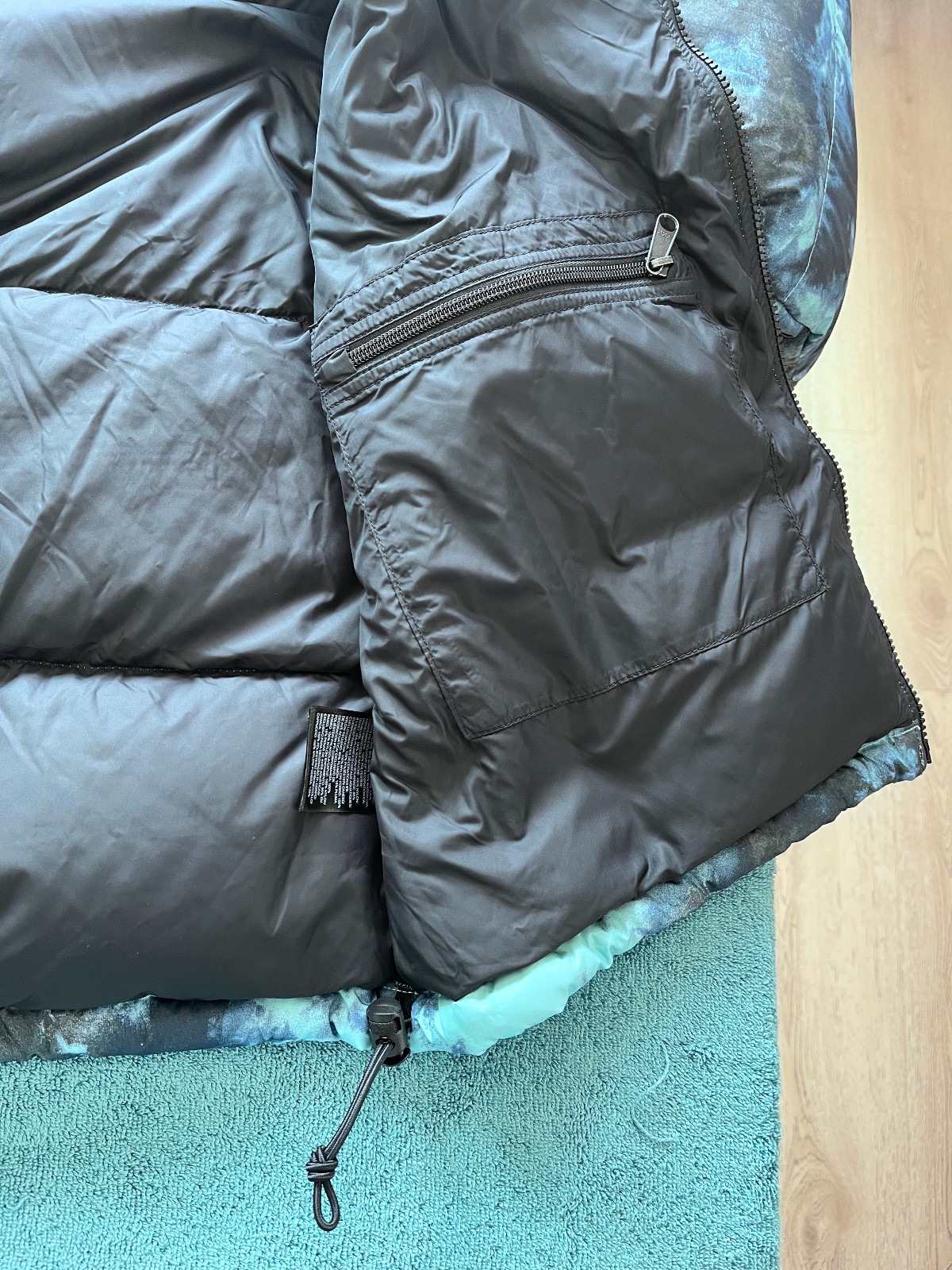 The North Face: Men’s 1996 Retro Nuptse Jacket – Wasabi Ice Dye [Large; Used]