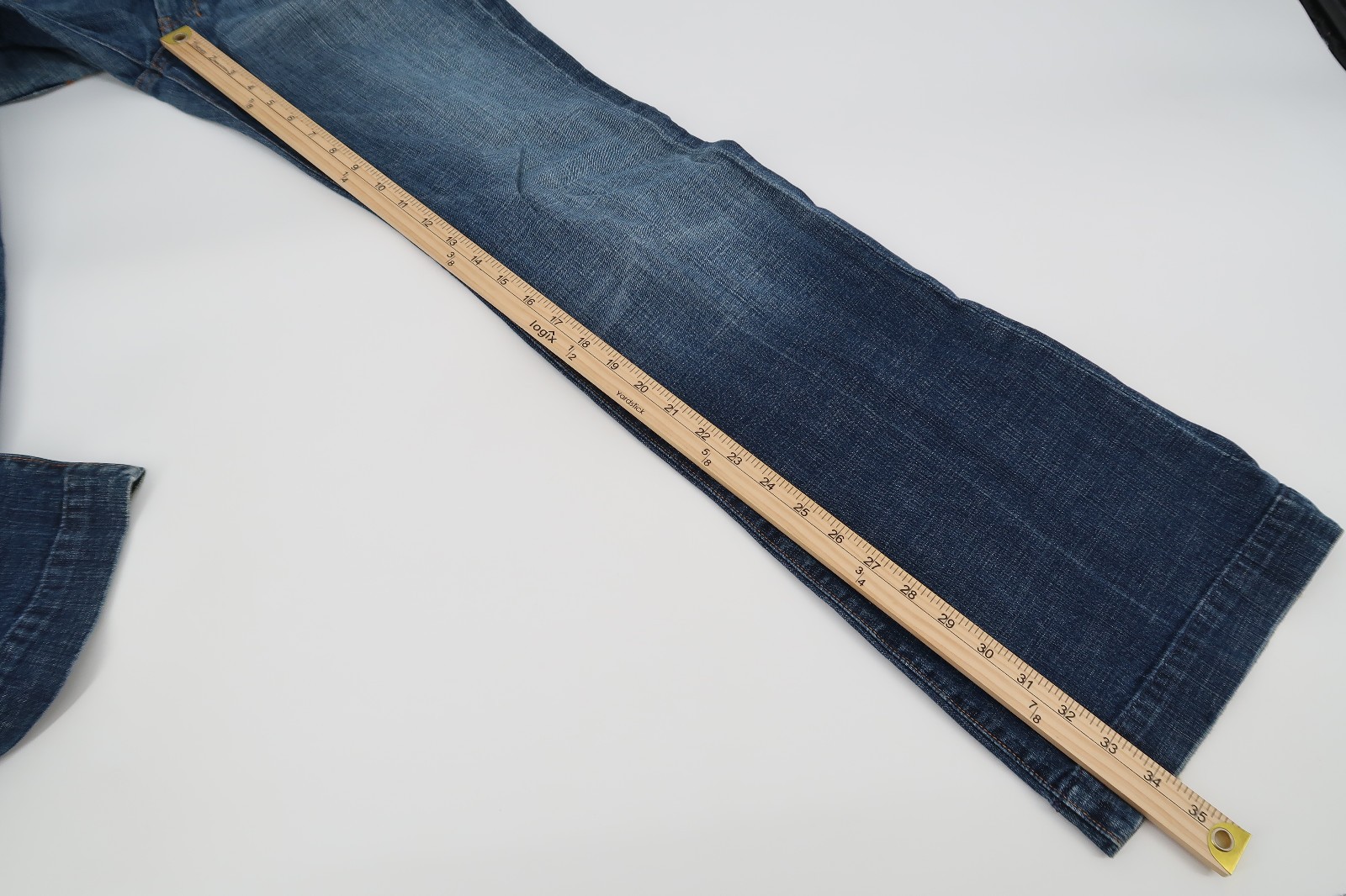 7 For All Mankind DOJO Jeans Wide Flare Leg Womens Sz 29 32X34 7FAM Rare Pockets