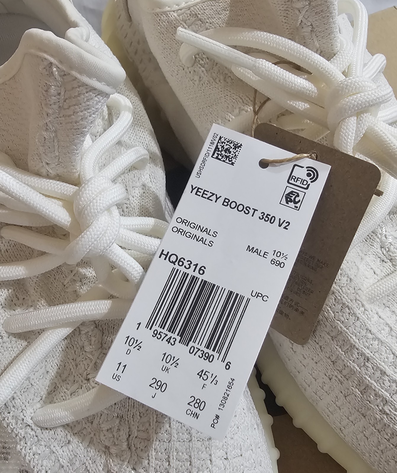 *NIB/DEADSTOCK* adidas Yeezy Boost 350 V2 “Bone” (HQ6316) Size US 11