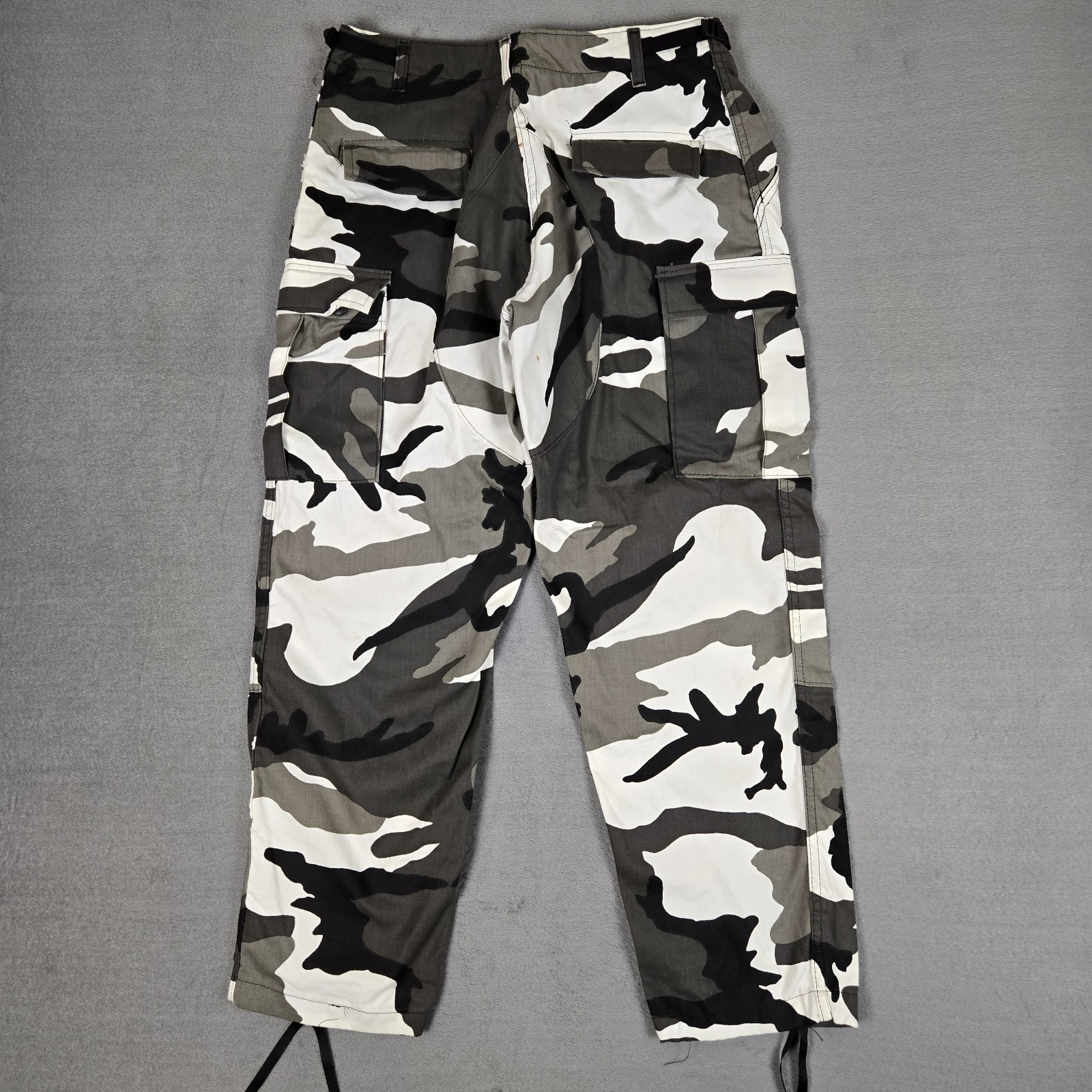 Rothco Urban BDU Cargo Pants Mens Medium Black White City Snow Camo Tactical