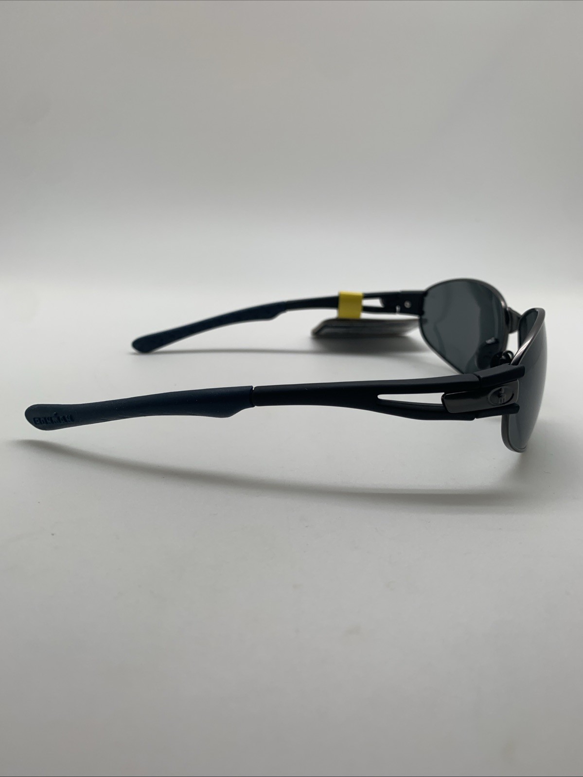Foster Grant IRONMAN EXERT POL Gunmetal Gray/Black POLARIZED Sunglasses 100%UV
