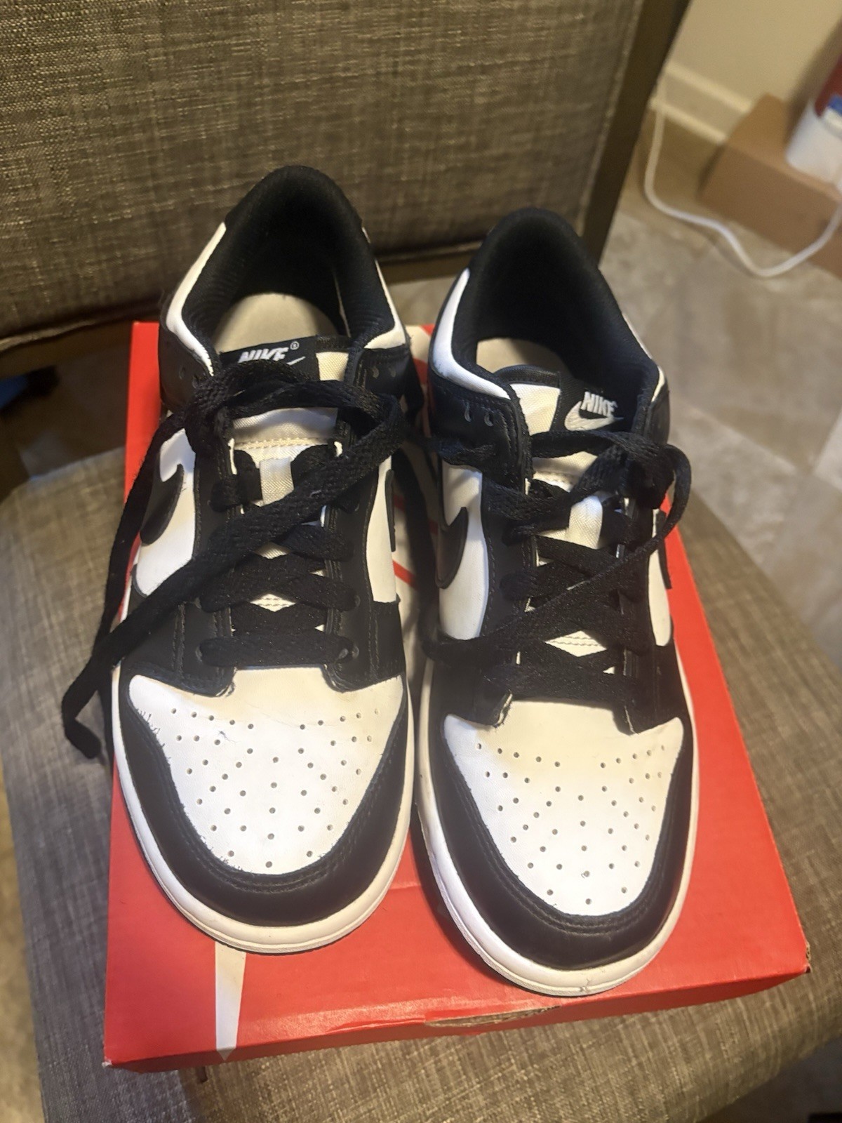 Nike Dunk Low GS Panda White/Black/Blanc/Noir Size 5 Youth In Original box