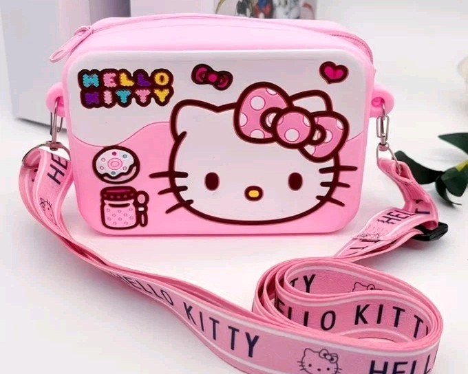Hello Kitty Fun And Trendy Rubber Zippered Shoulder Wallet Purse, Ages 4+,NEW!