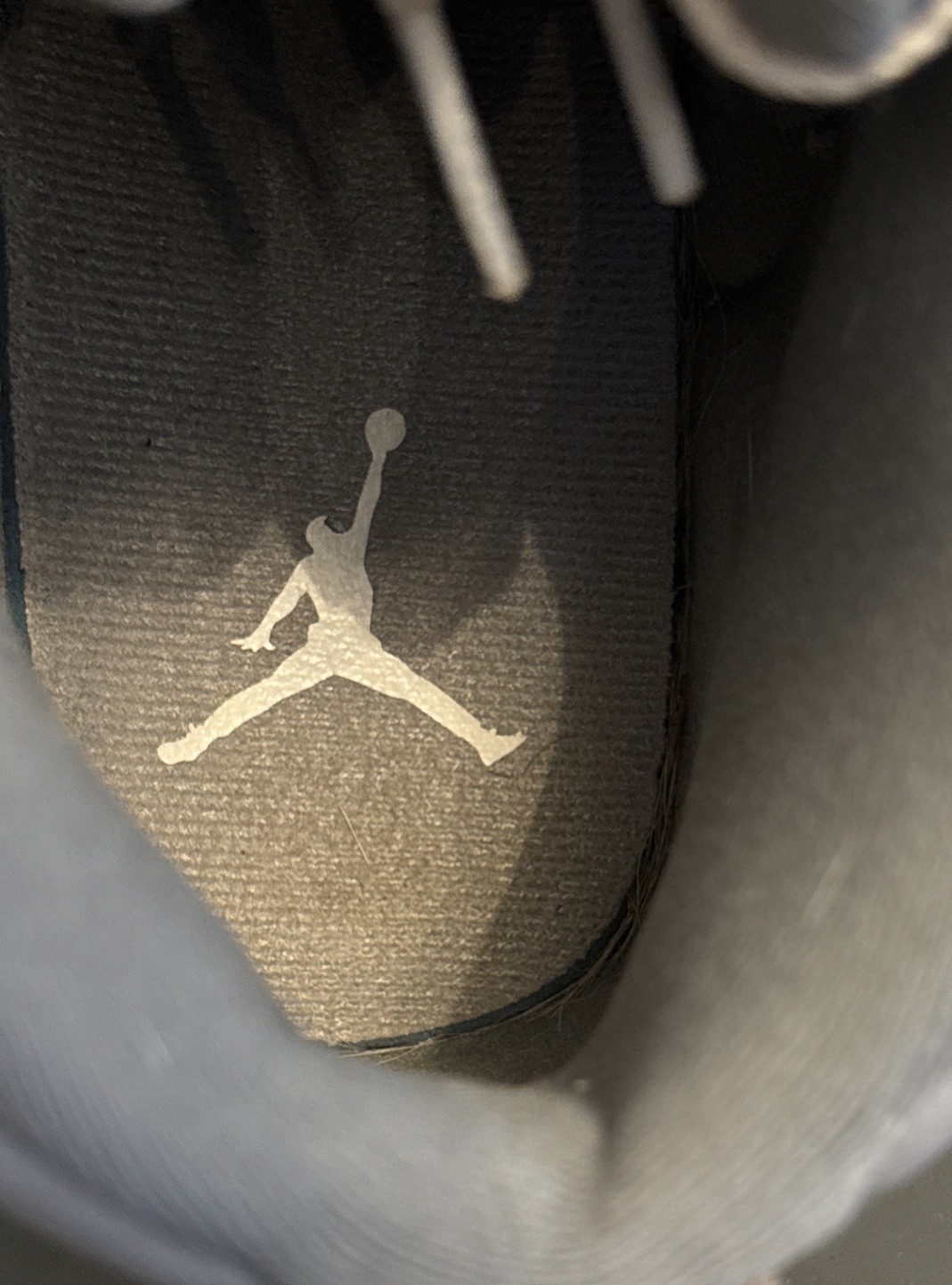 Air Jordan 12 Stealth White And Gray Men’s Size 9.5