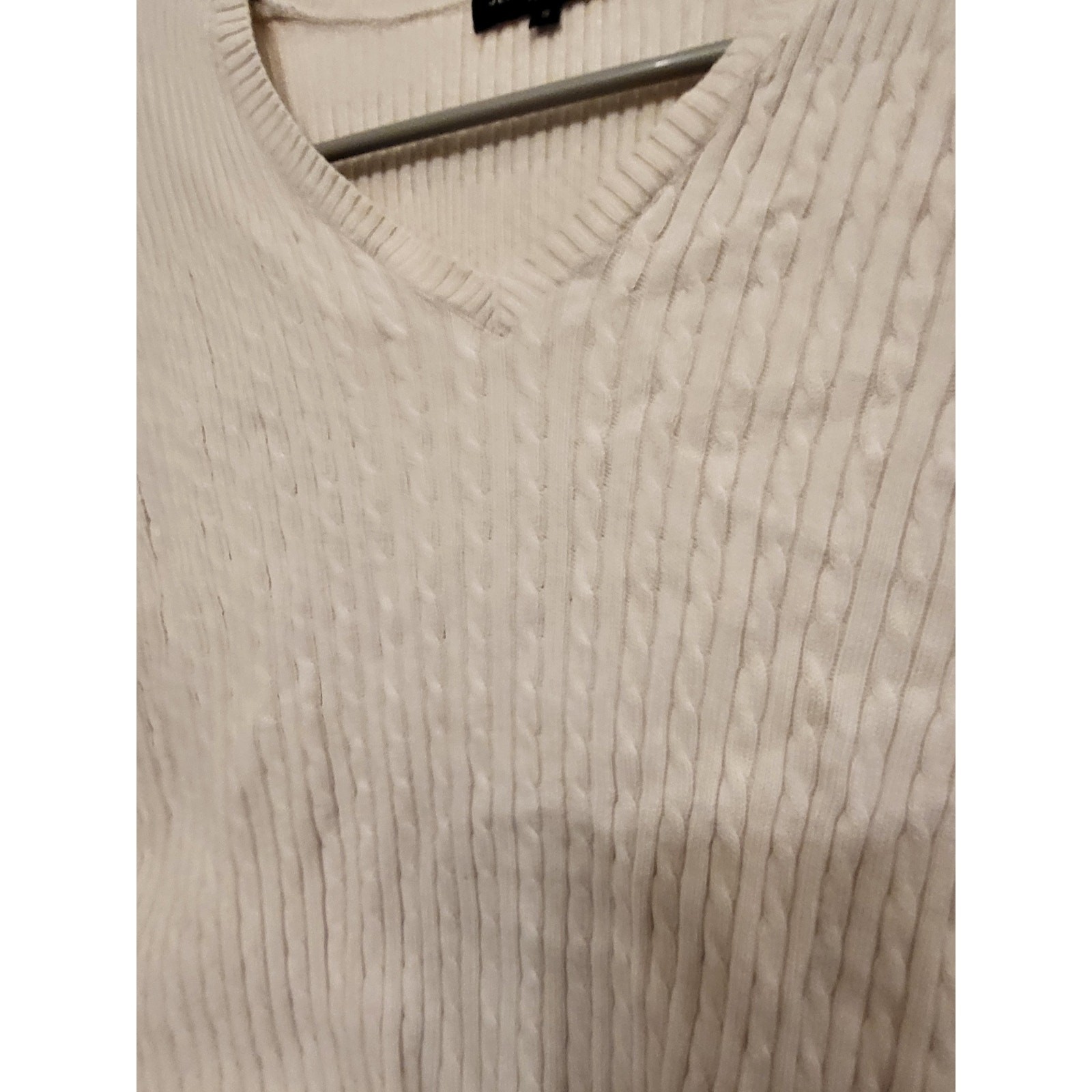 Jeanne Pierre sweater is a beige cable-knit v-neck pullover Small