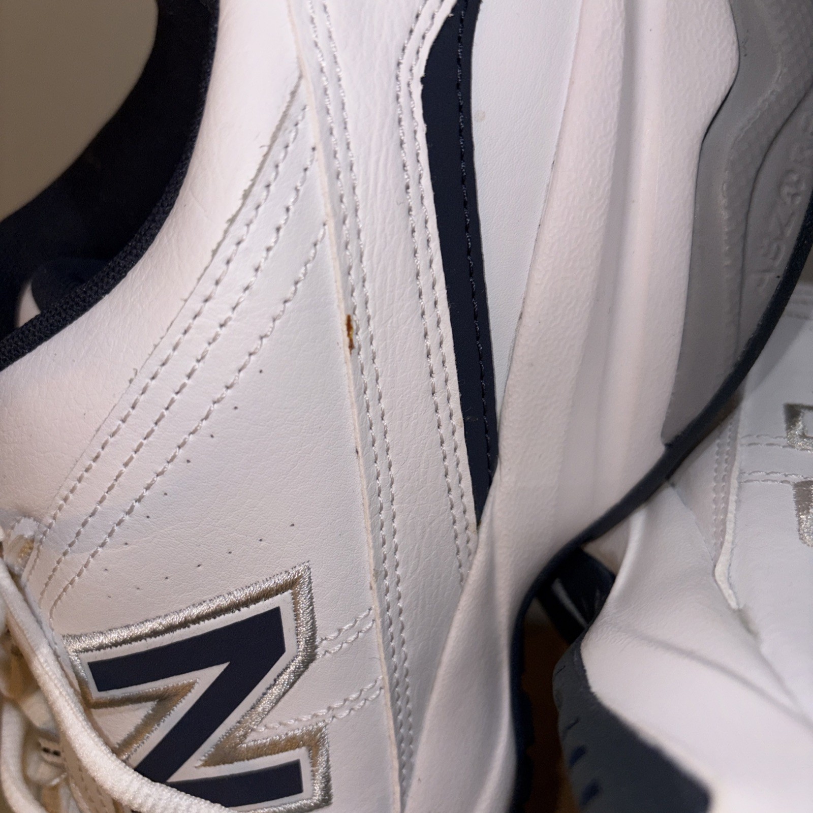 New Balance Men’s Wide 608 Shoe Size 10.5 2E White and Navy Blue
