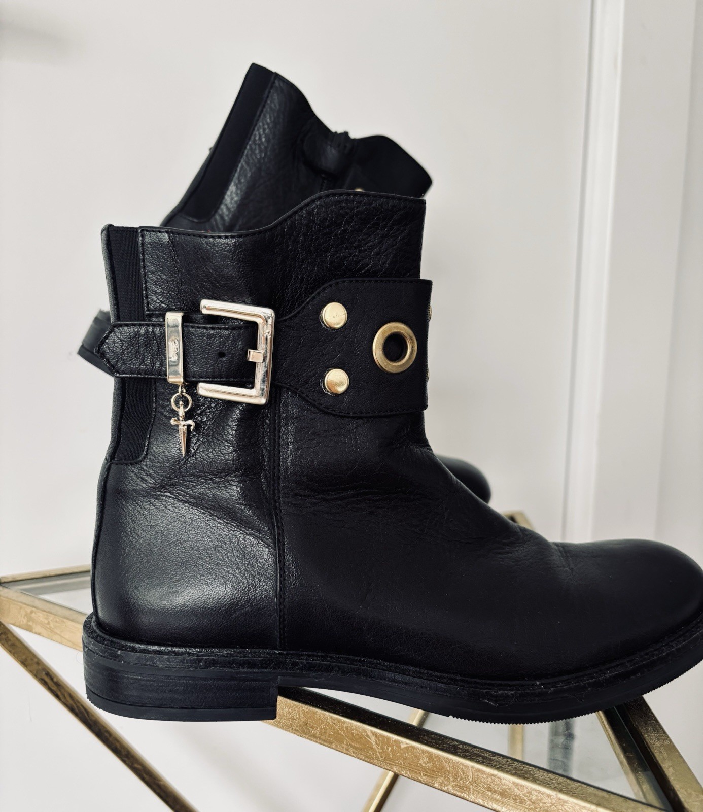 Cesare Paciotti black leather ankle boots size 37 women’s Made in Italy