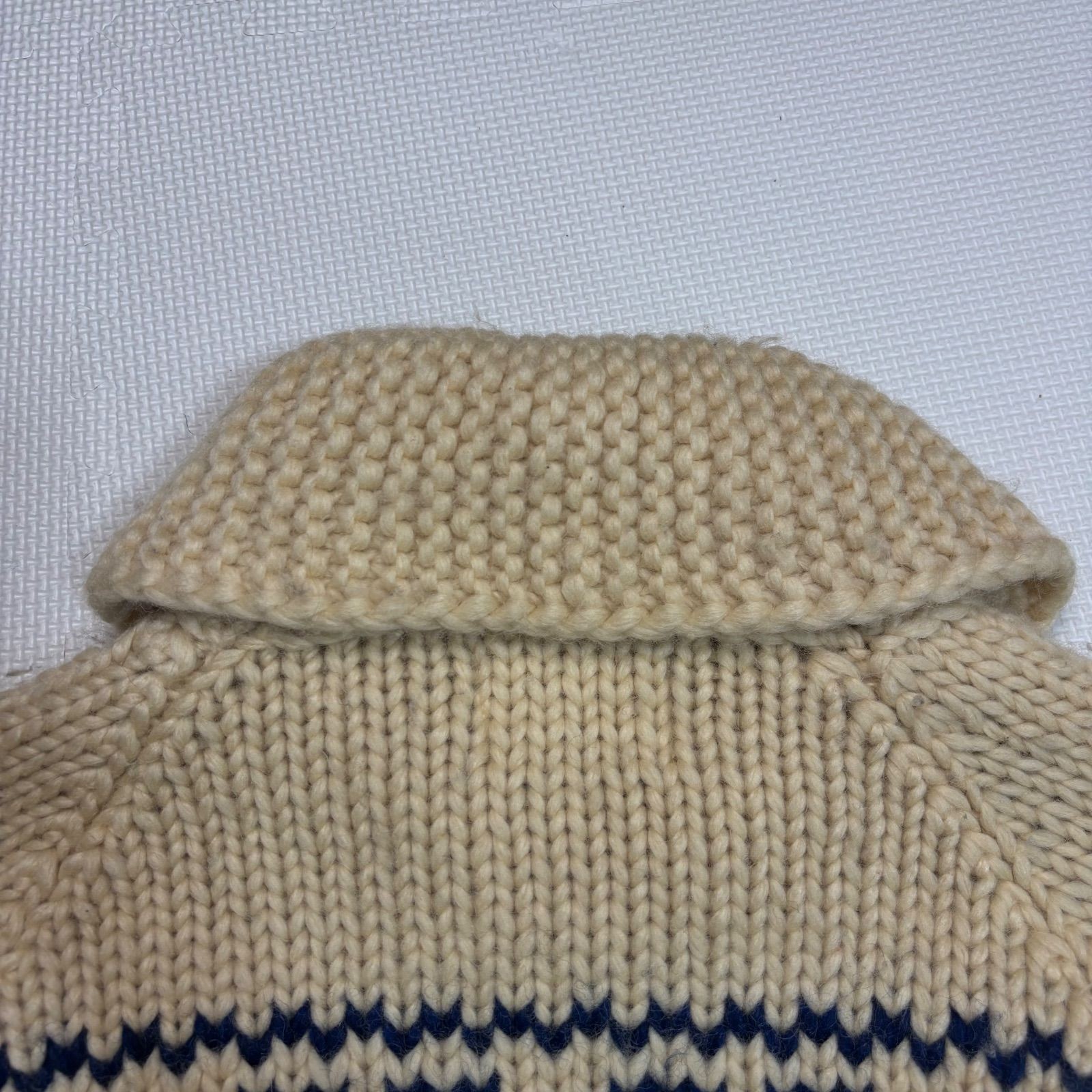 Kanata Cowichan Sweater Maple Leaf Beige Navy 100% Pure Virgin Wool Used Knit
