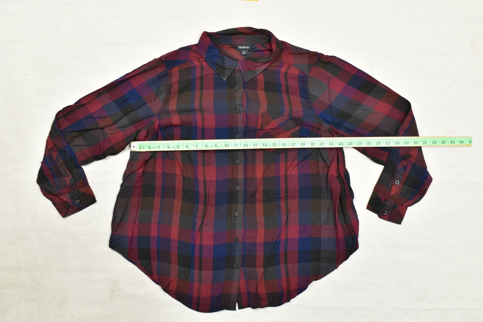 Torrid Women’s Size 2 Plaid Button Down Shirt Red Blue Purple Long Sleeve Rayon