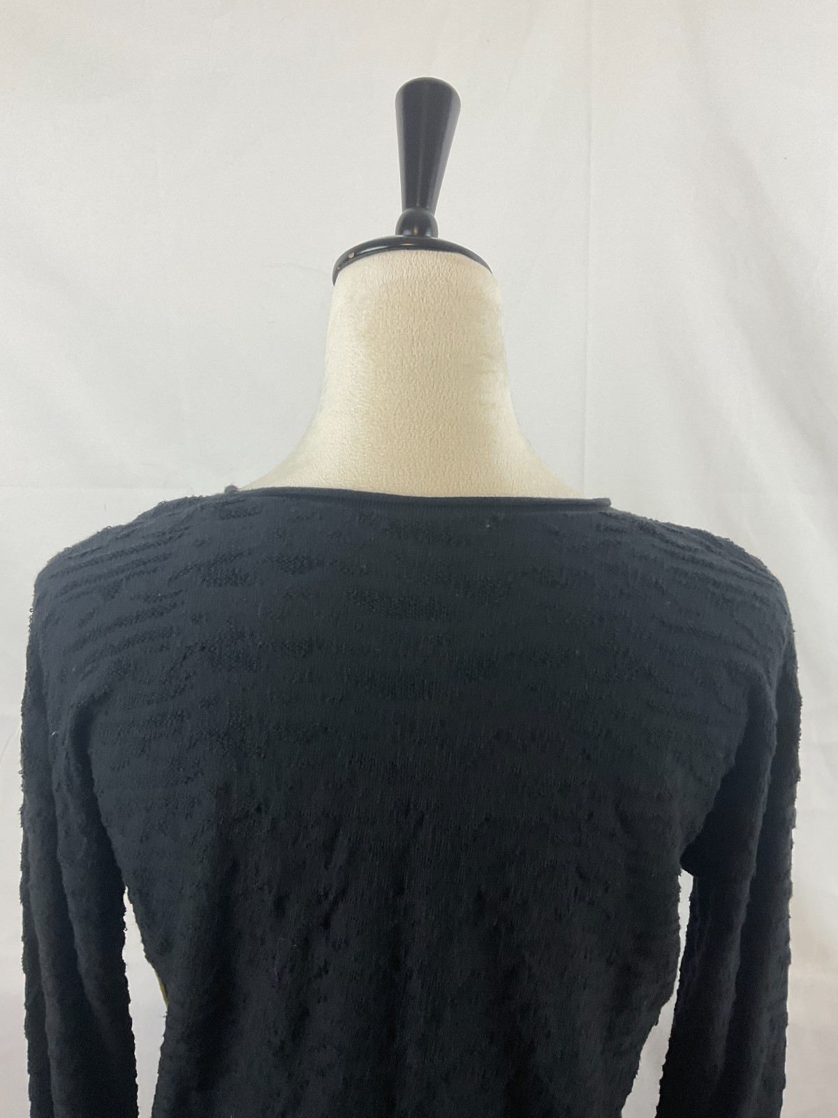 Lisa Todd Thin Textured Sweater Black Hello Weekend Beige Lime Trim Long Sleeve