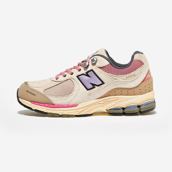 New Balance 2002R Hiking Pack Beige Sneakers Retro M2002RWL Mens Size