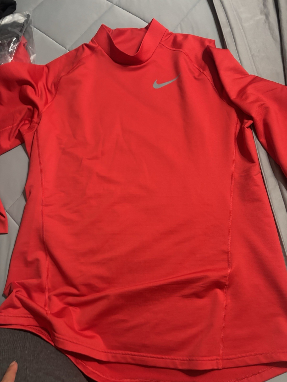 Nike Red Men’s Long Sleeve Turtle Neck Size XL MLB Performance Baseball Shirt