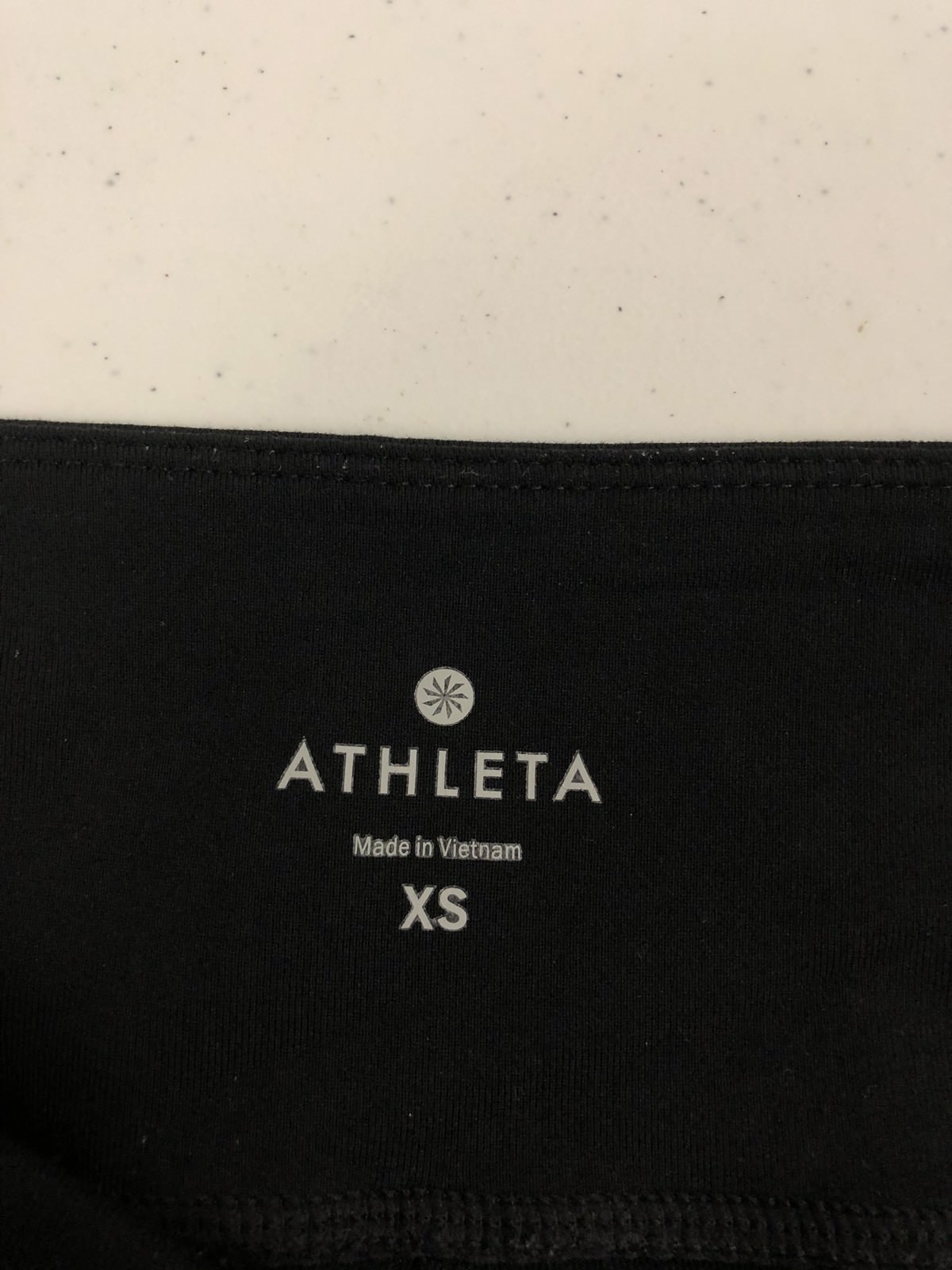 Athleta XS Capri Yoga Black Supplex Nylon Lycra Unique Design Rare EUC