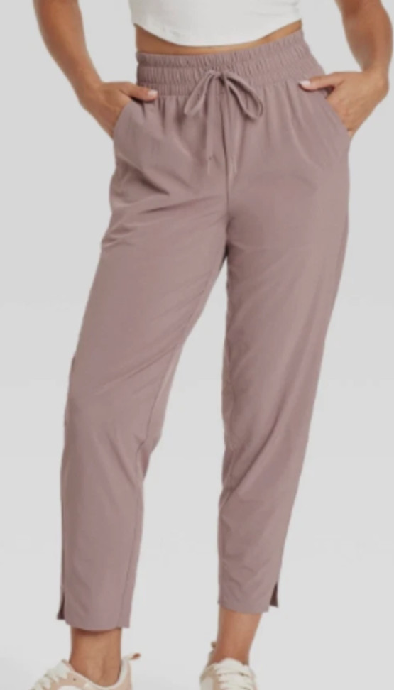 NEW All In Motion Women’s Active Light High-Rise Woven Taper Pant Size Large