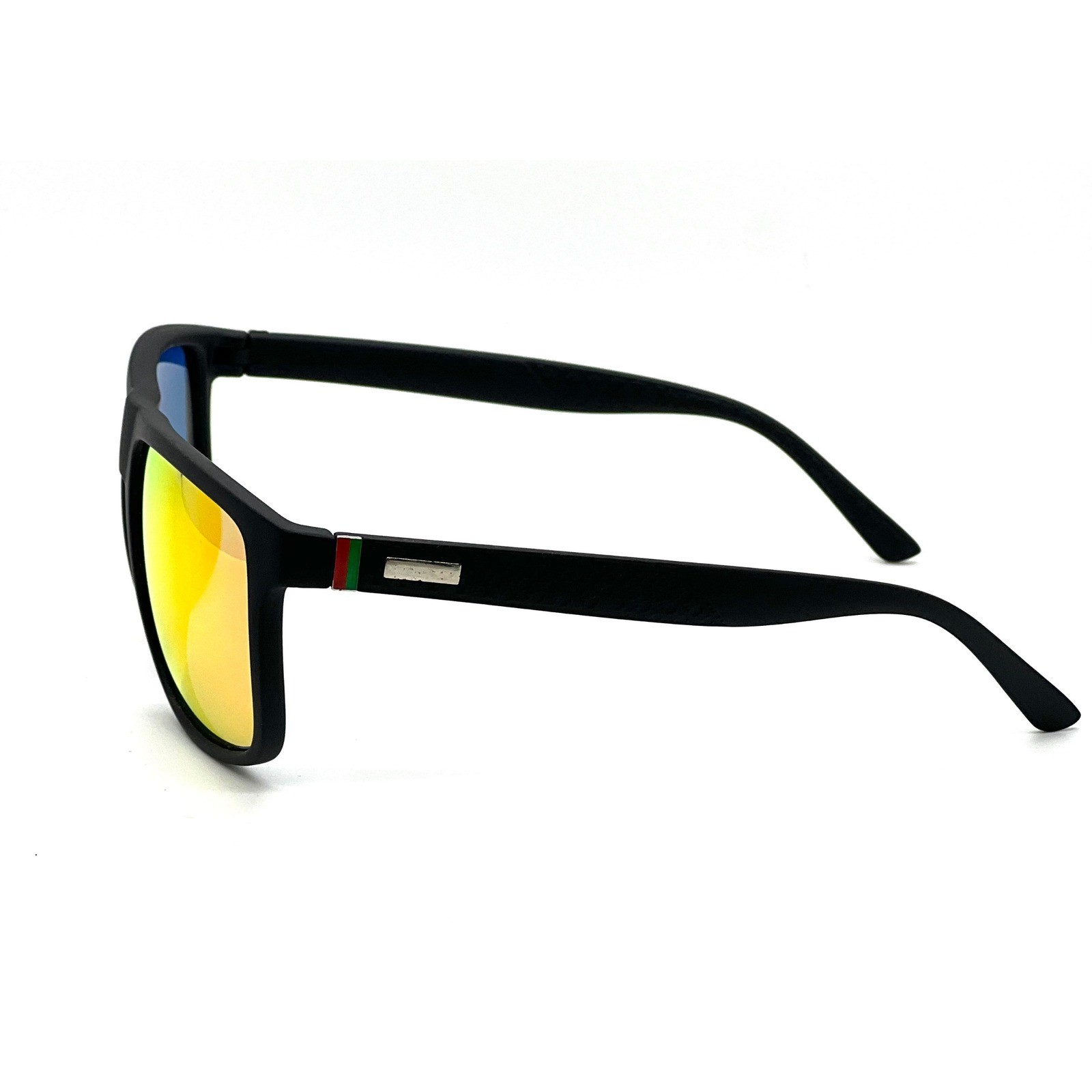 Women Black Red Mirror Lens Square Frame Sport Sunglasses Modern Casual Outfit